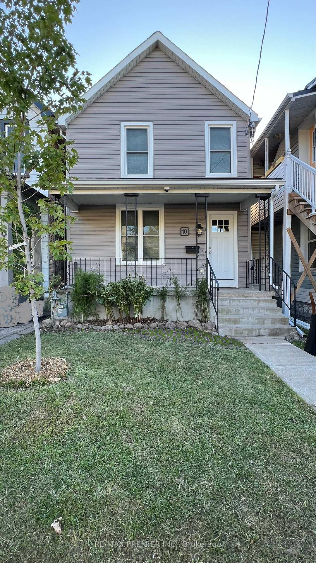 Photo 4 of 10 Patrick Street, Kingston, East of Sir John A. Blvd — HOMEH