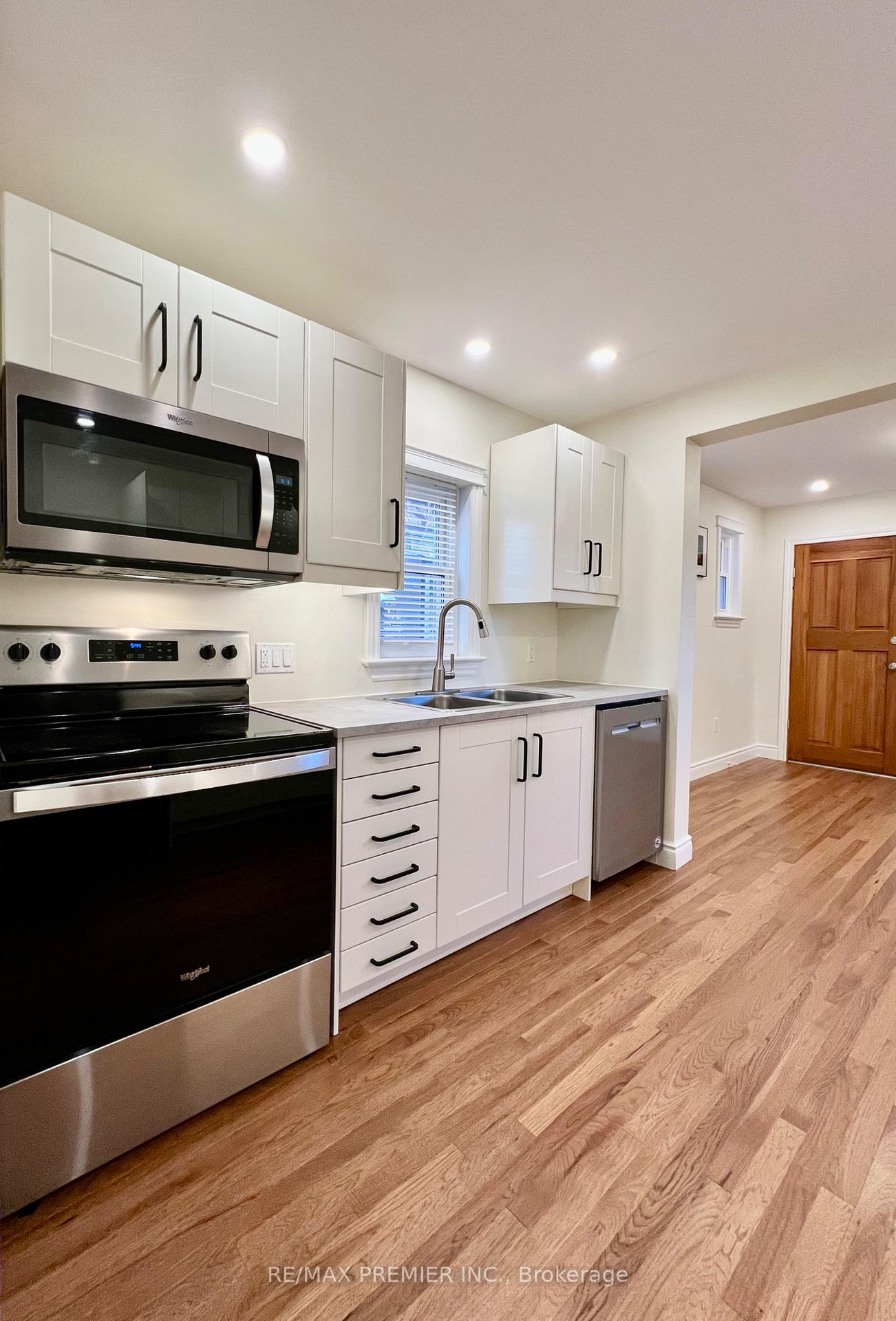 Photo 20 of 10 Patrick Street, Kingston, East of Sir John A. Blvd — HOMEH