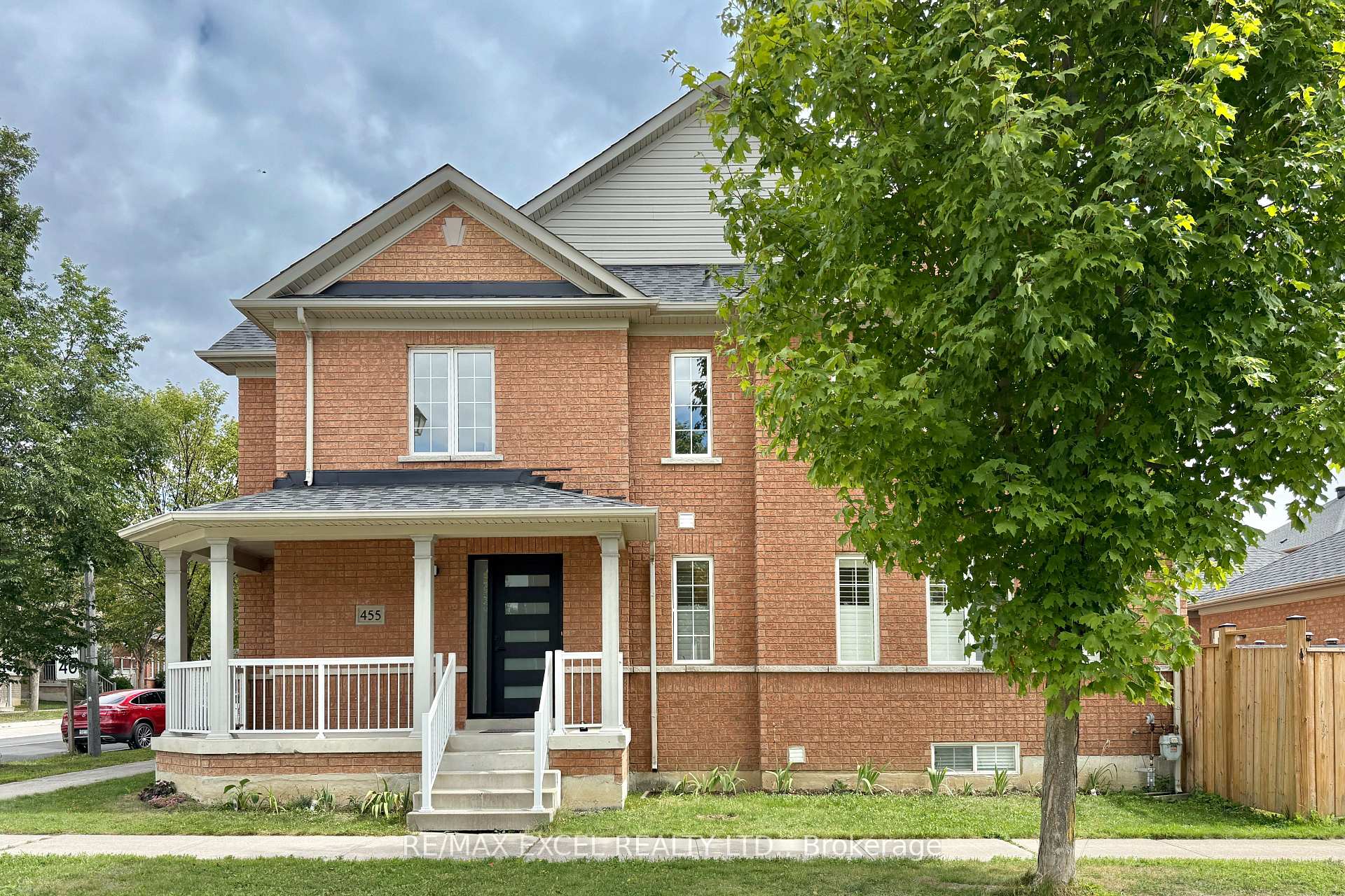 Photo 1 of 455 White's Hill Avenue, Markham, Cornell — HOMEH