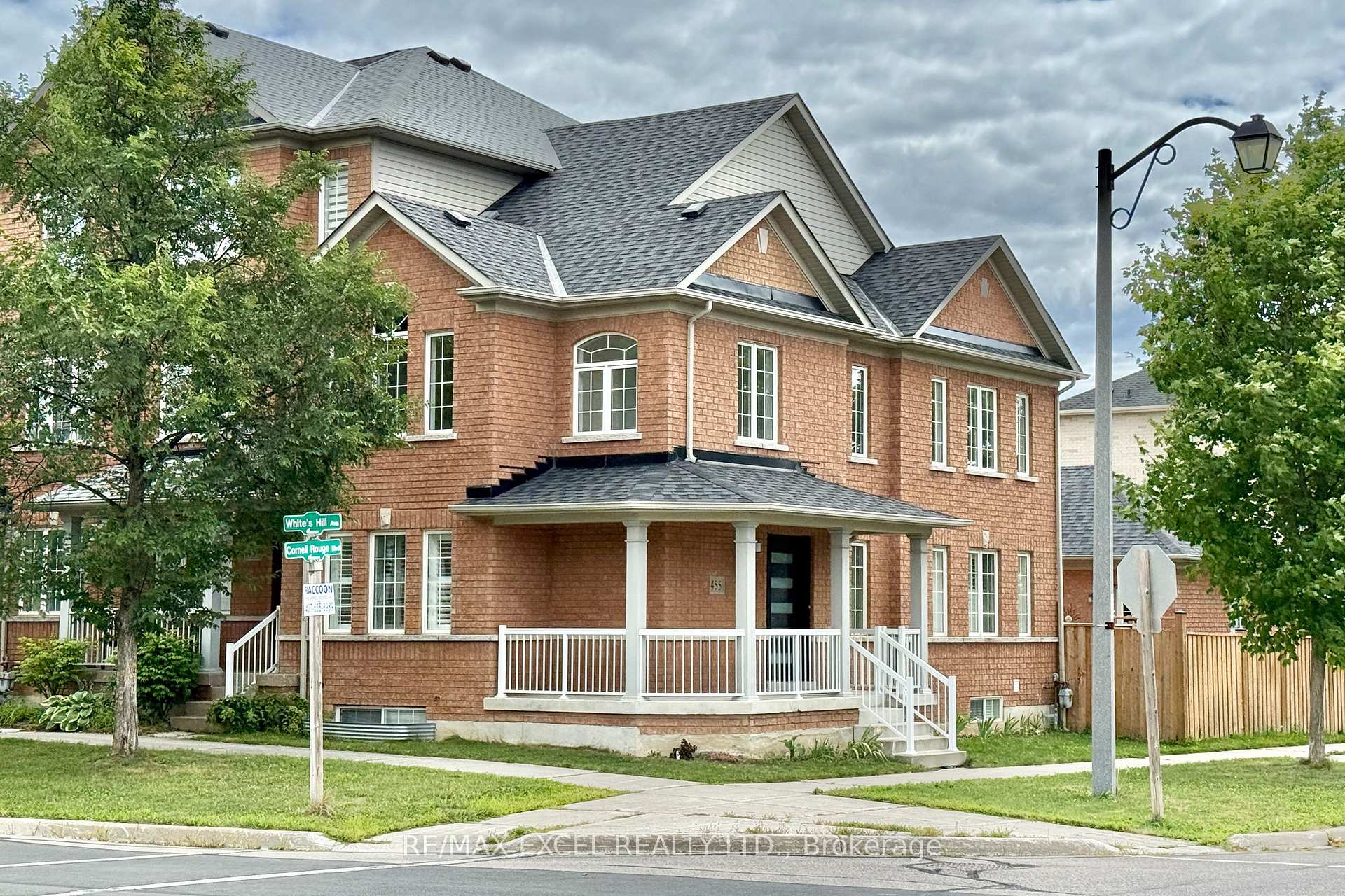 Photo 2 of 455 White's Hill Avenue, Markham, Cornell — HOMEH