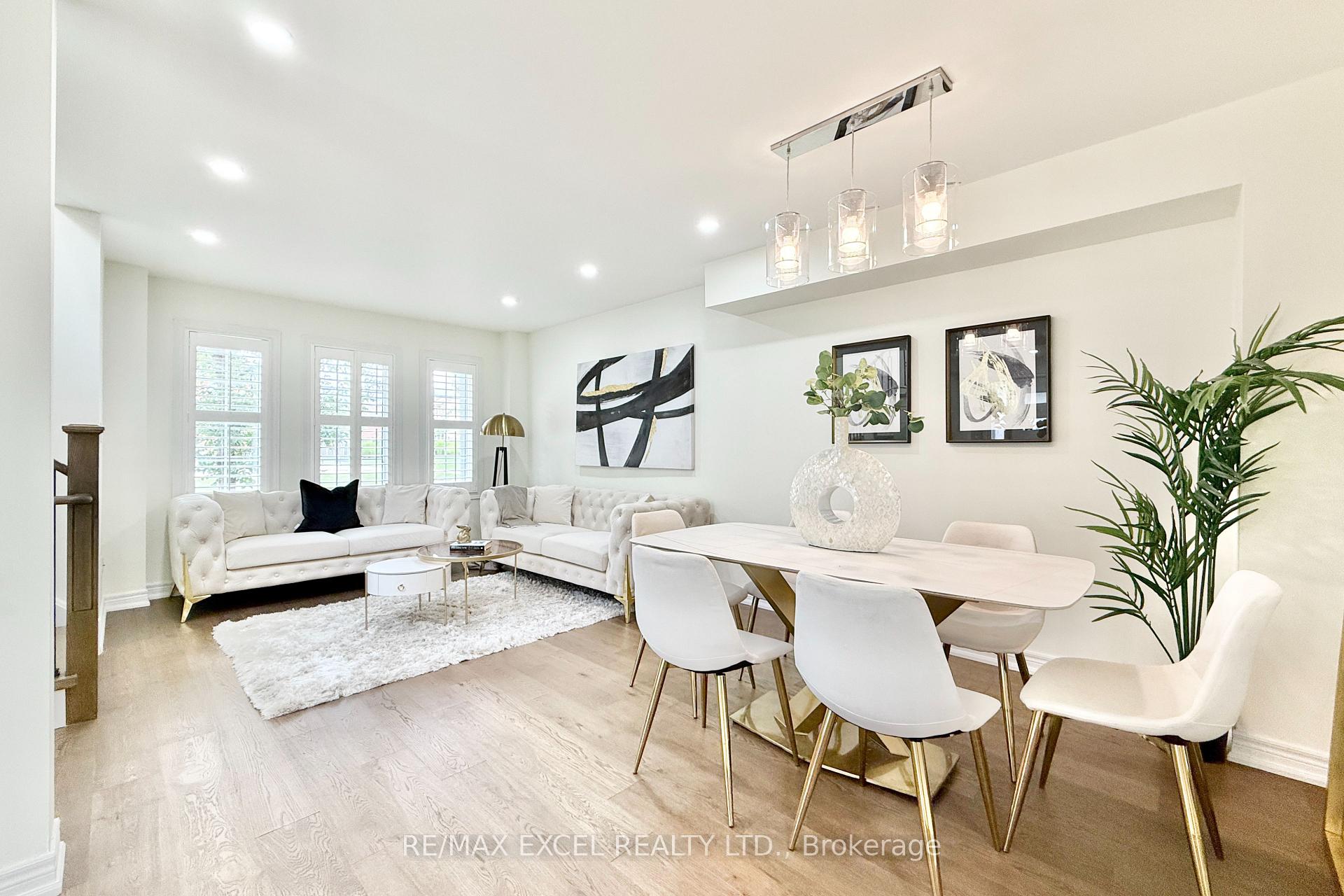 Photo 10 of 455 White's Hill Avenue, Markham, Cornell — HOMEH