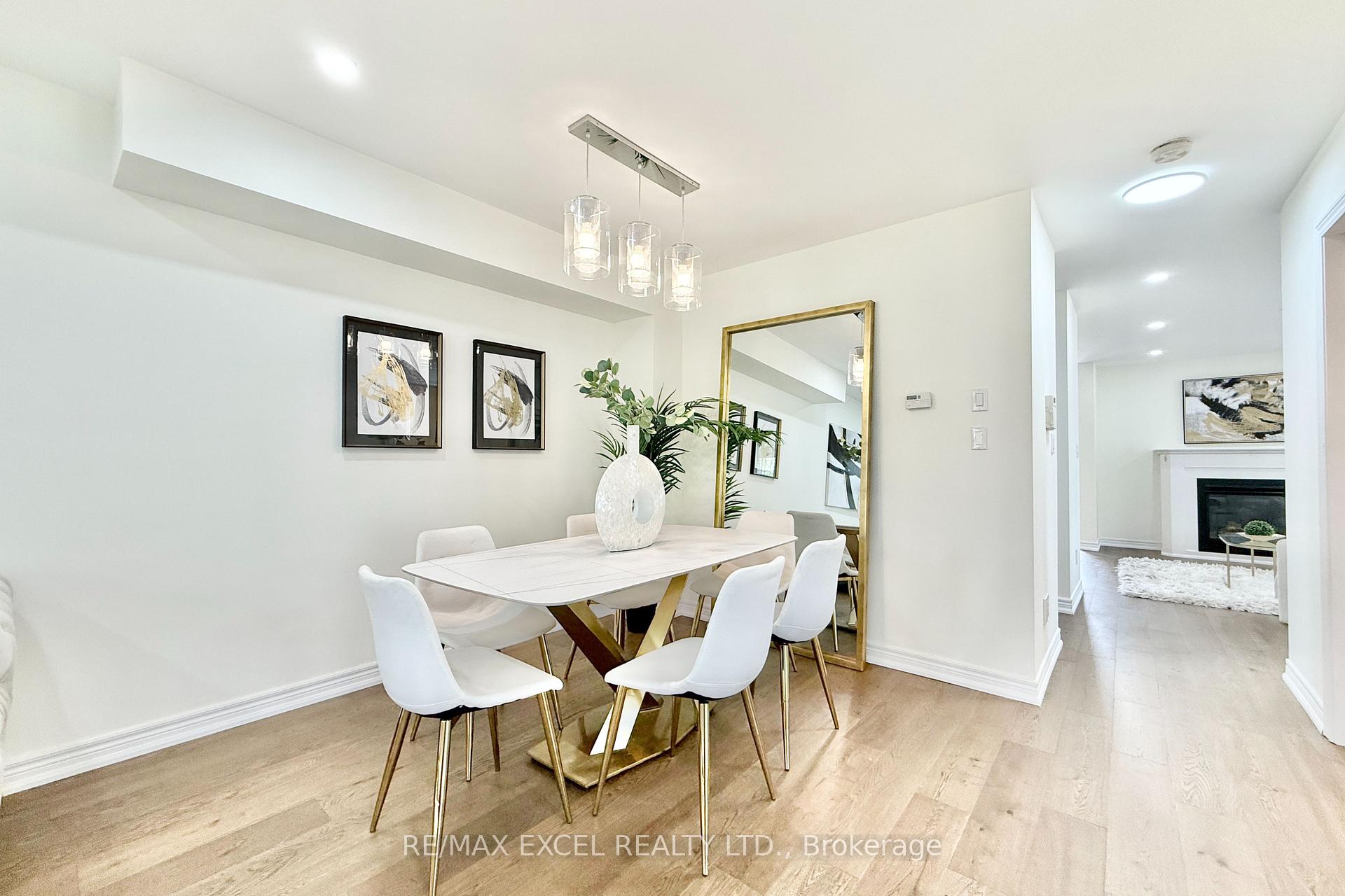 Photo 12 of 455 White's Hill Avenue, Markham, Cornell — HOMEH