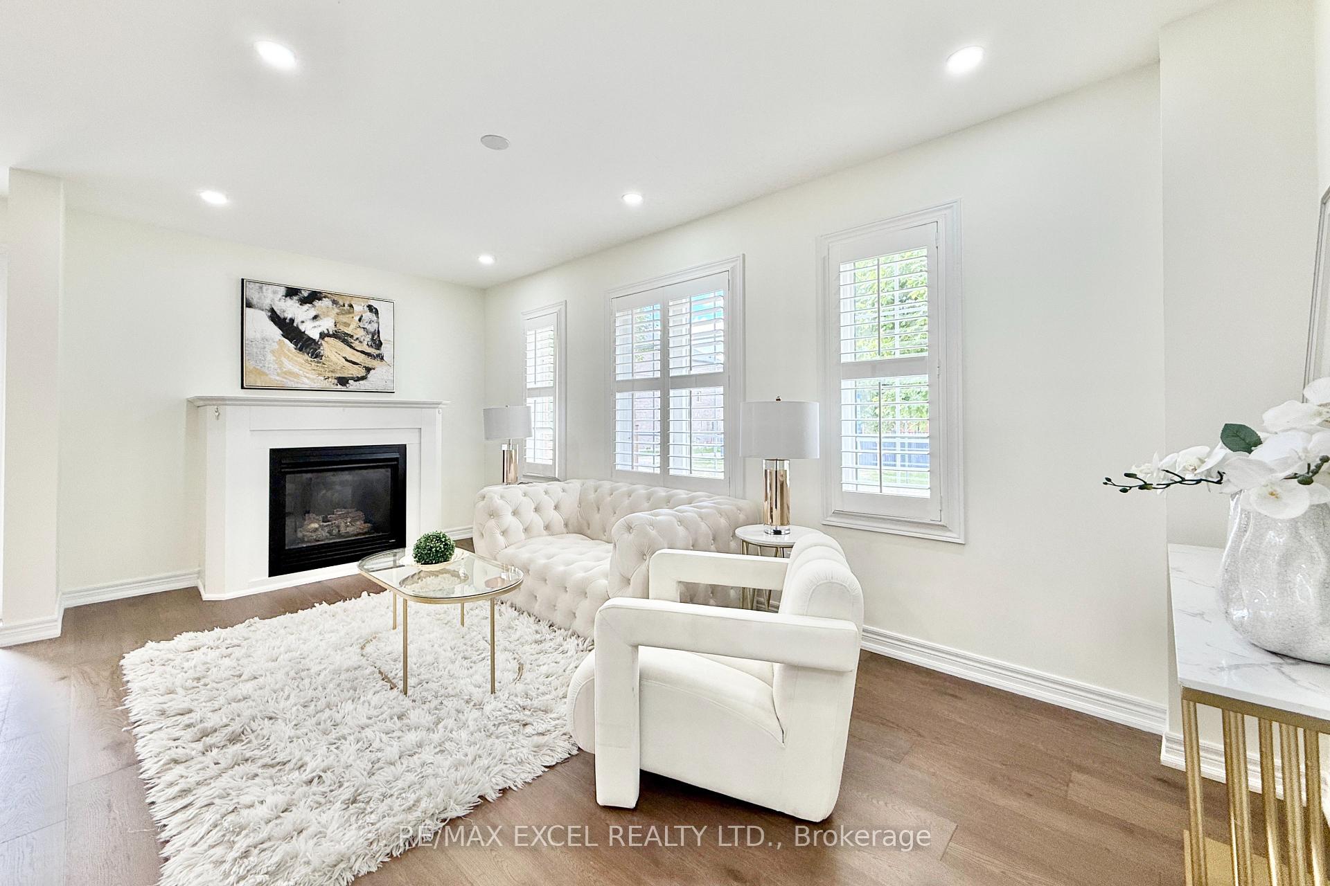 Photo 14 of 455 White's Hill Avenue, Markham, Cornell — HOMEH