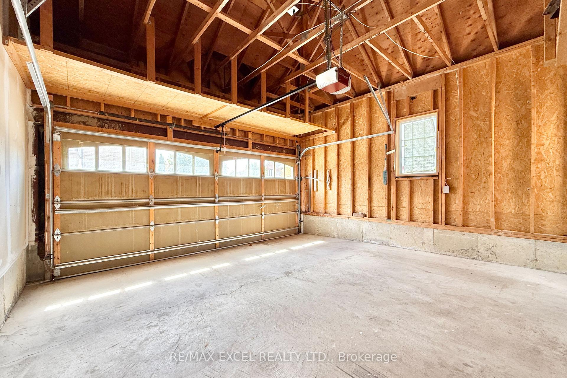 Photo 29 of 455 White's Hill Avenue, Markham, Cornell — HOMEH