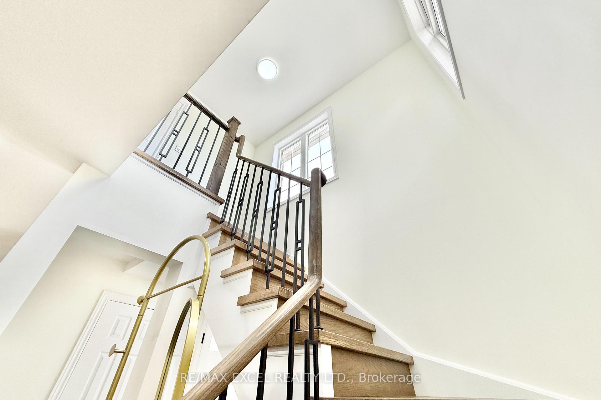 Photo 30 of 455 White's Hill Avenue, Markham, Cornell — HOMEH