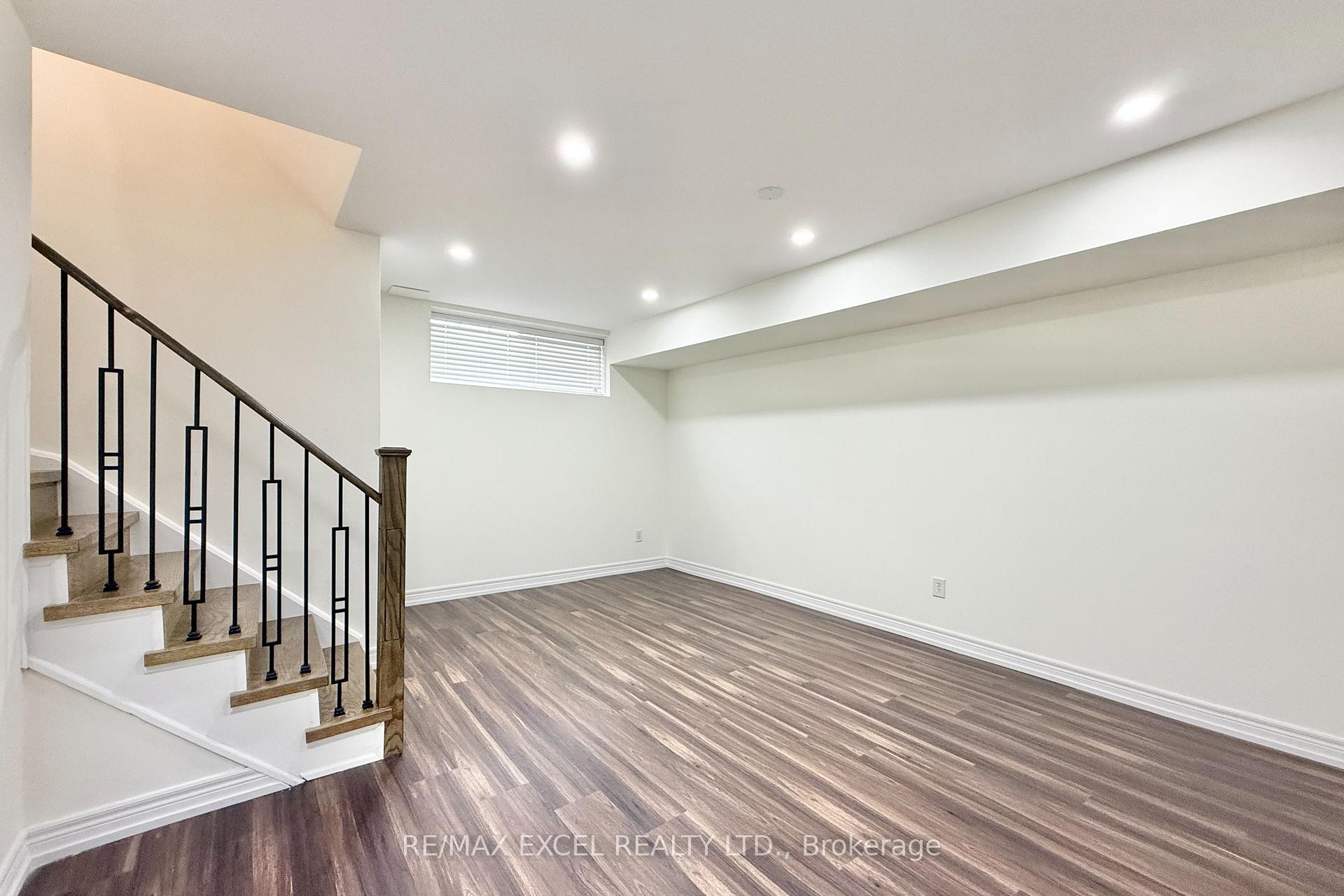 Photo 44 of 455 White's Hill Avenue, Markham, Cornell — HOMEH
