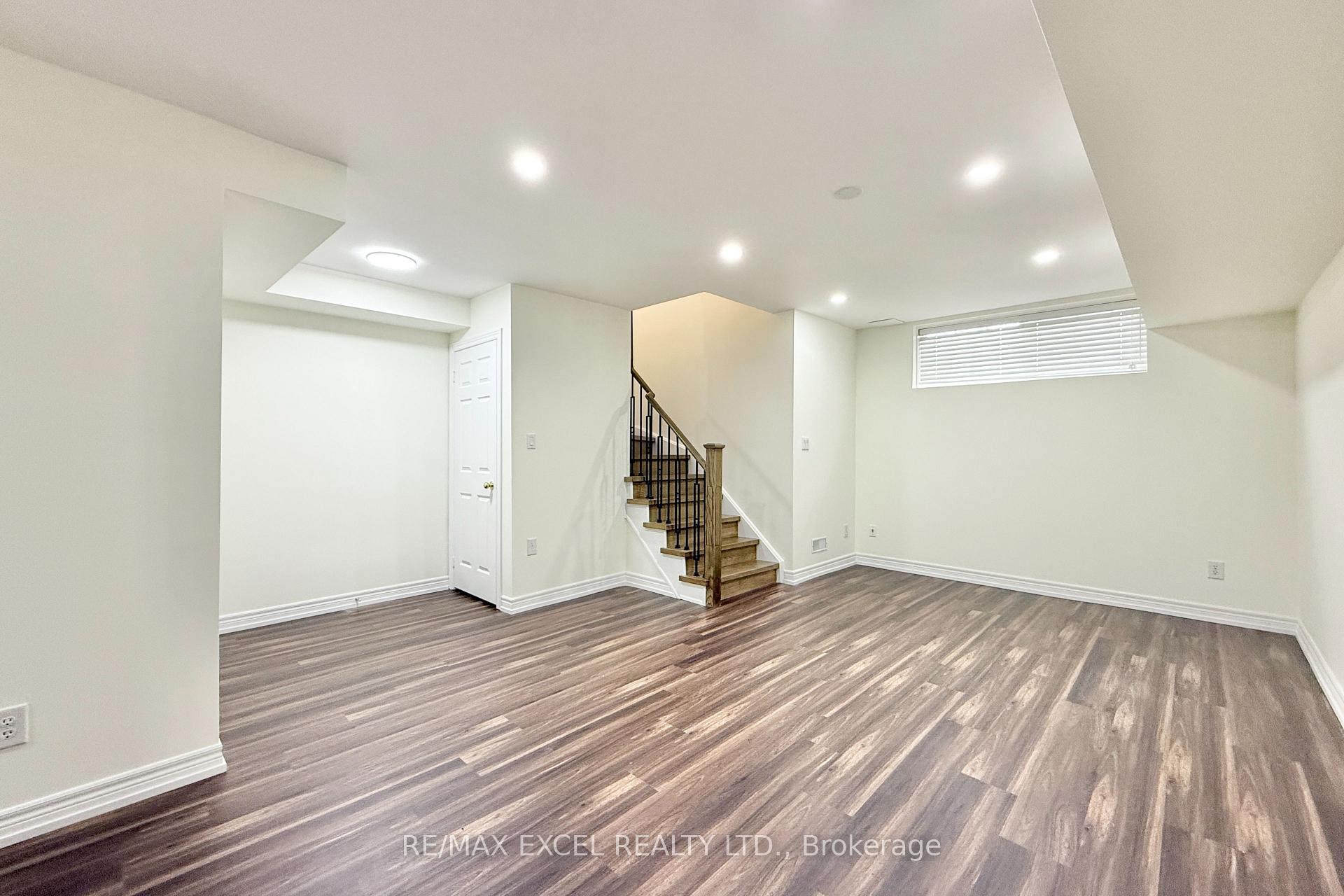Photo 45 of 455 White's Hill Avenue, Markham, Cornell — HOMEH