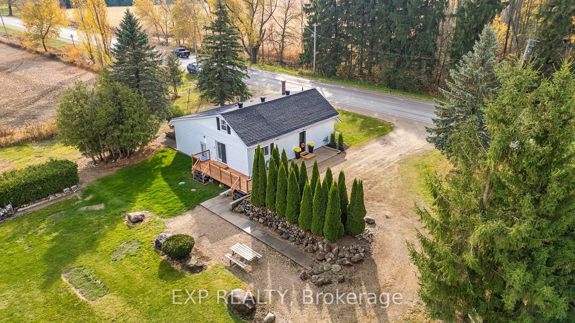 Photo 3 of 895 King Street, Minto — HOMEH