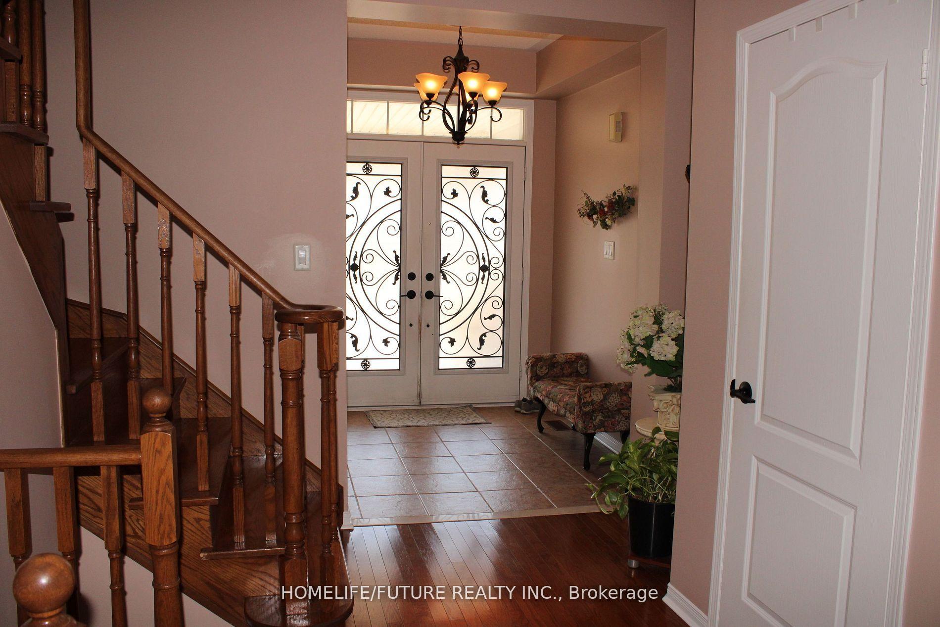 Photo 8 of Unit Main & 2nd, 49 Mingay Avenue, Markham, Wismer — HOMEH