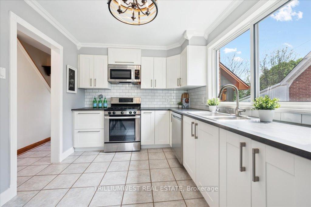 Photo 1 of 539 Guelph Street, Kitchener — HOMEH