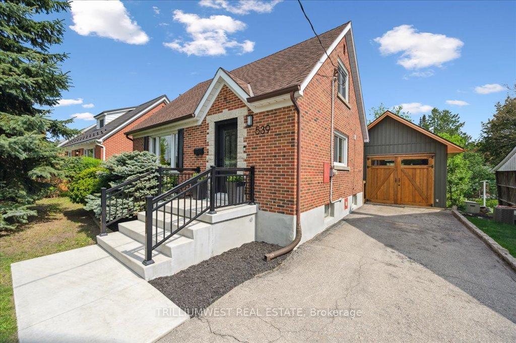 Photo 5 of 539 Guelph Street, Kitchener — HOMEH