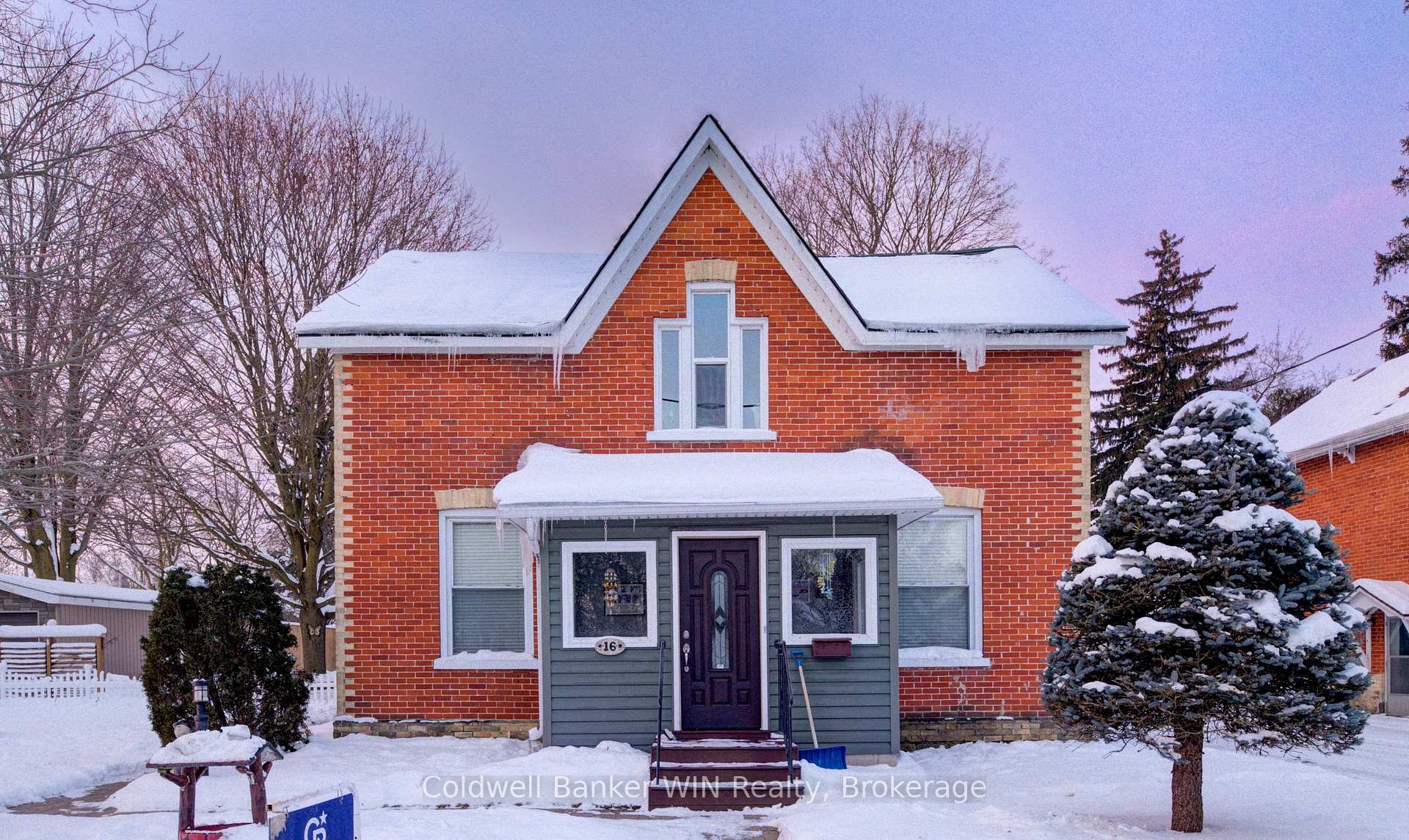 Photo 1 of 16 John Street S, Minto — HOMEH