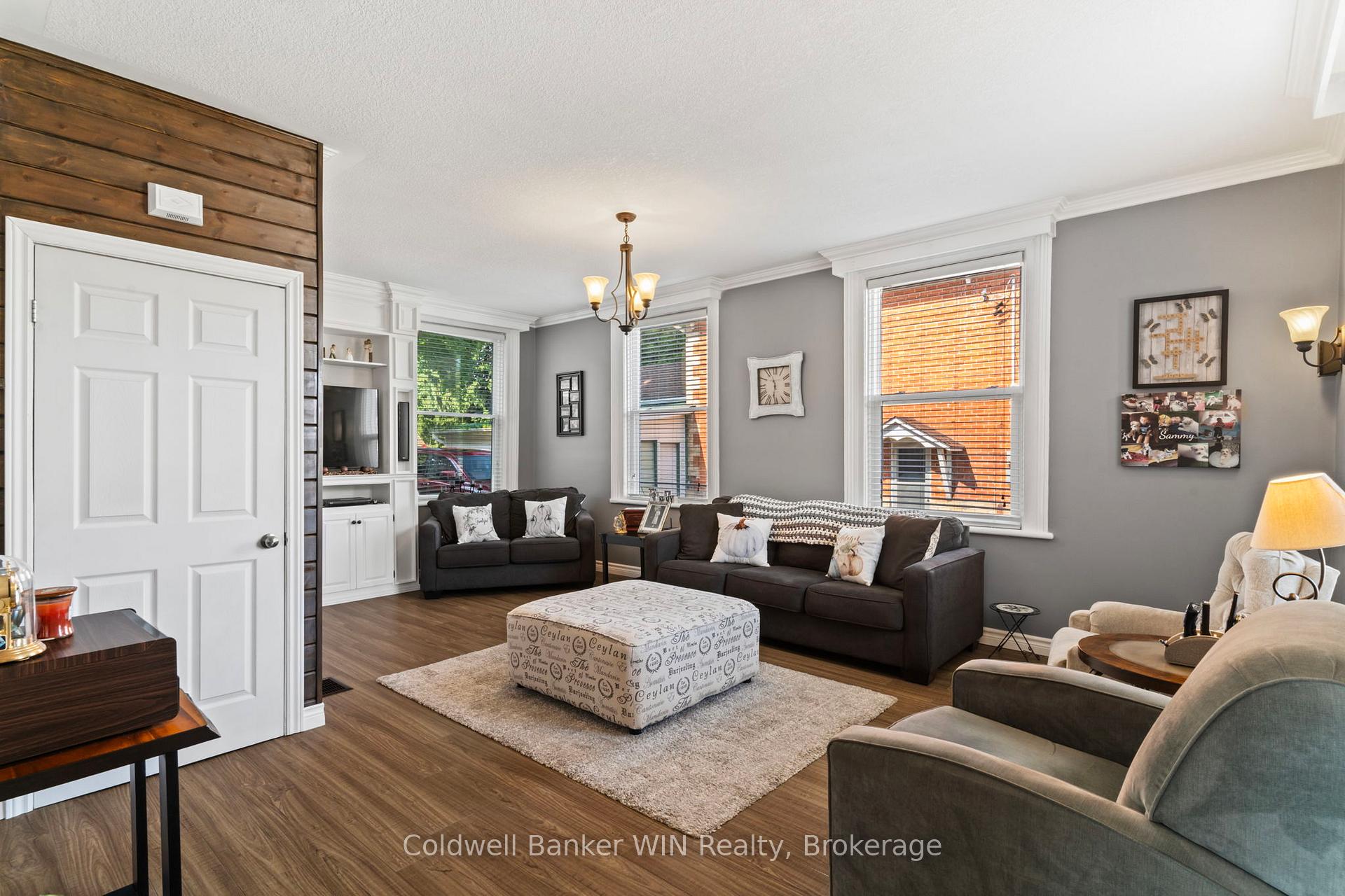 Photo 5 of 16 John Street S, Minto — HOMEH
