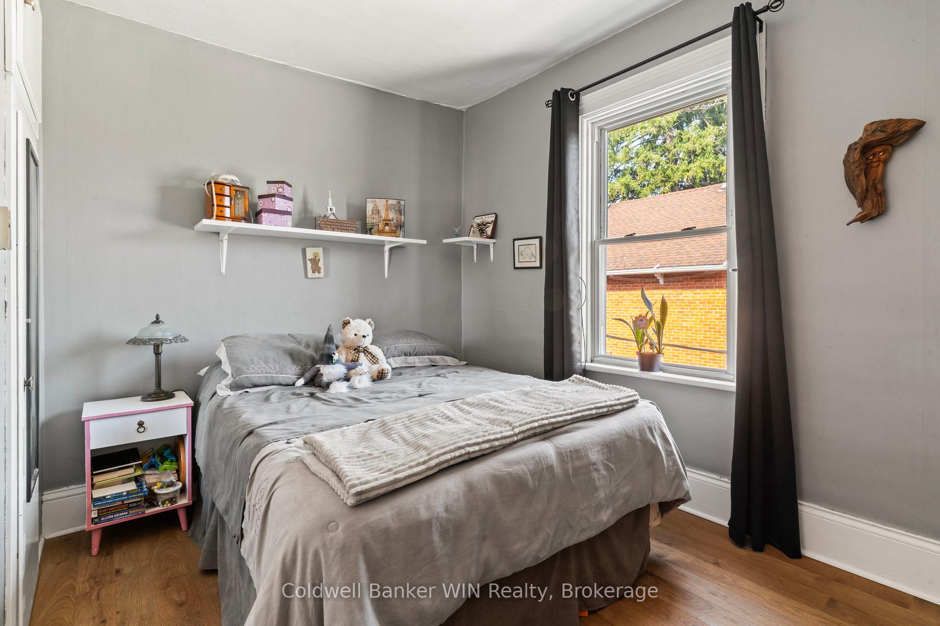 Photo 9 of 16 John Street S, Minto — HOMEH