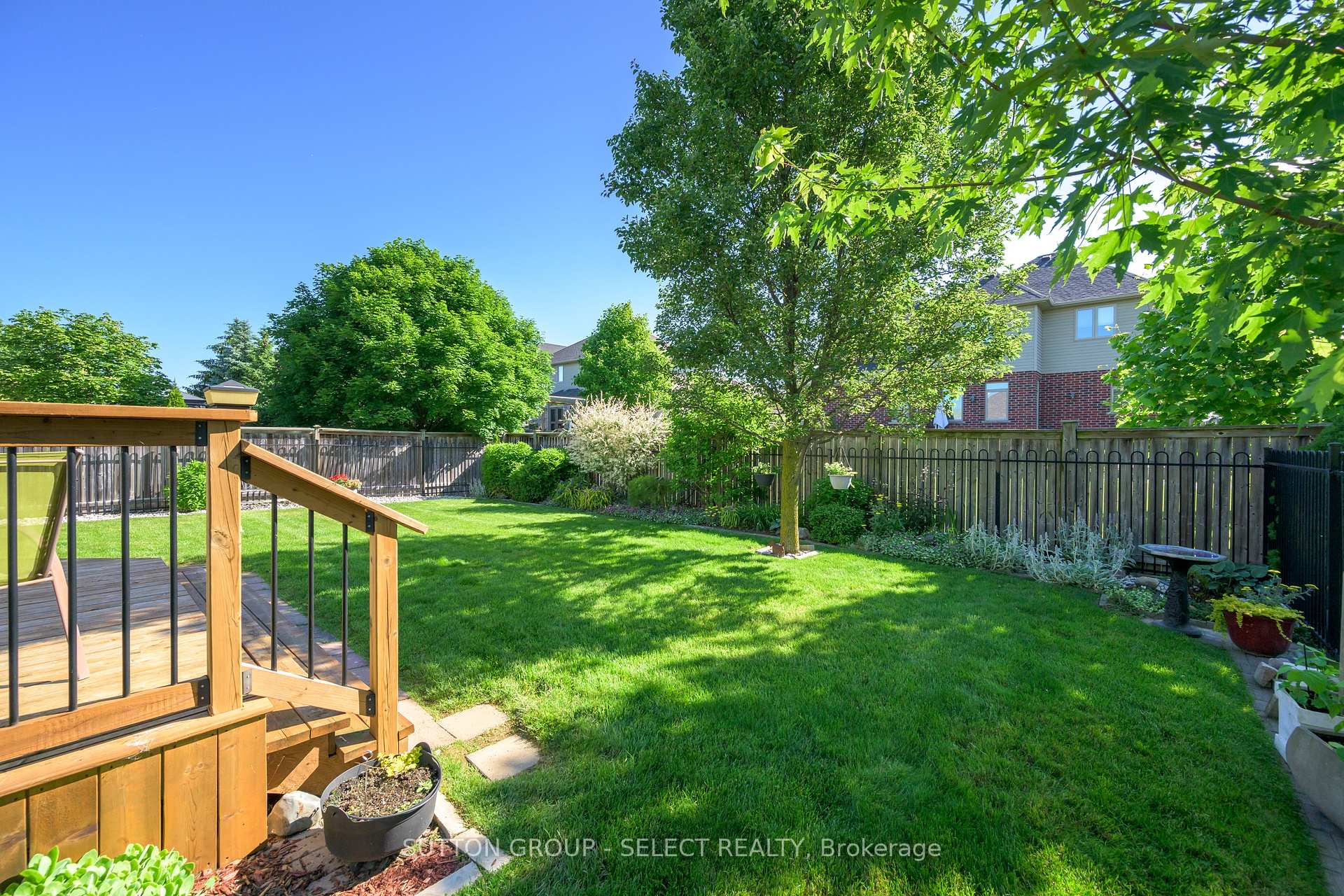 Photo 9 of 6 Blue Heron Drive, Middlesex Centre, Ilderton — HOMEH