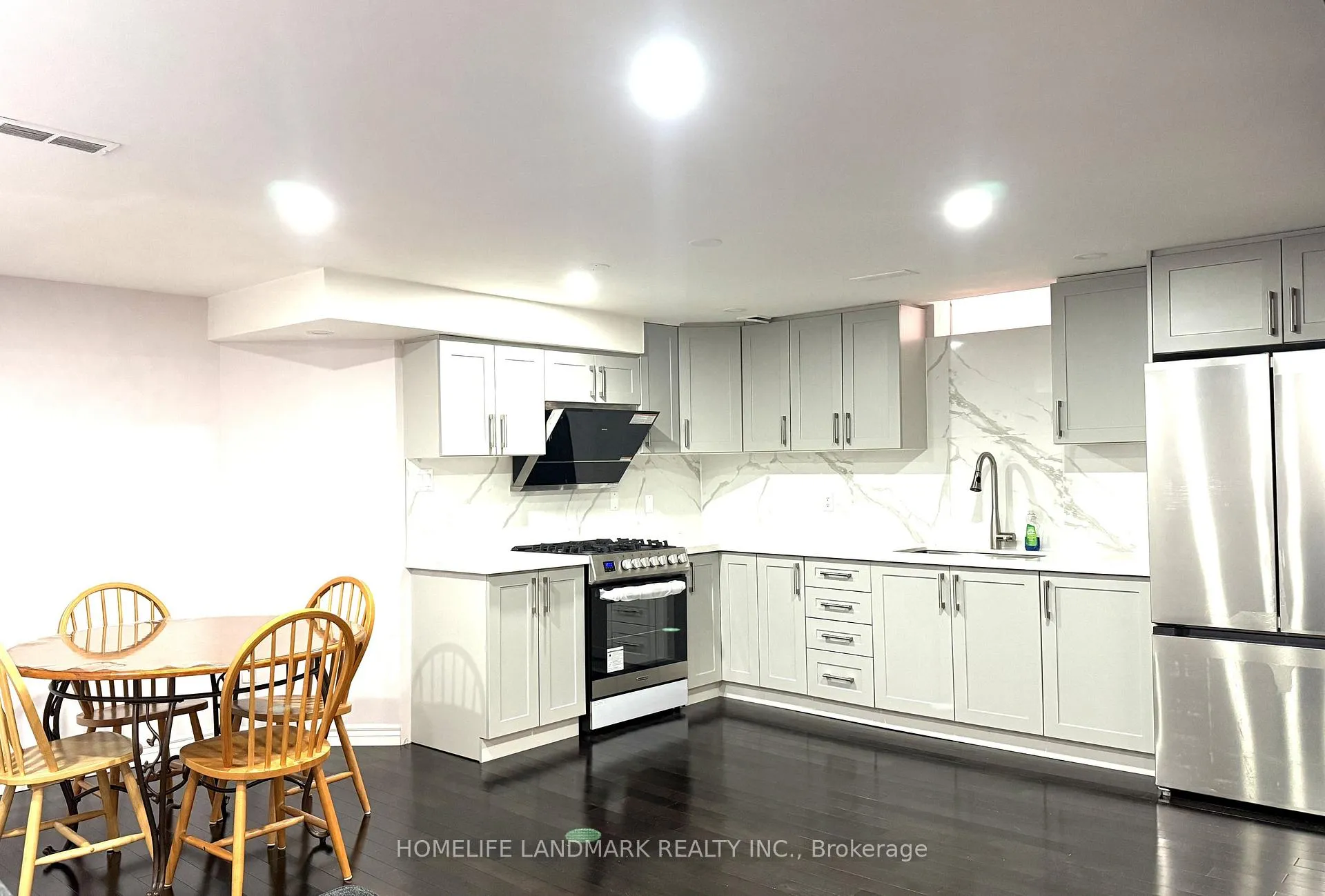 Photo 3 of Unit BSMT, 3 Caprara Crescent, Markham, Box Grove — HOMEH