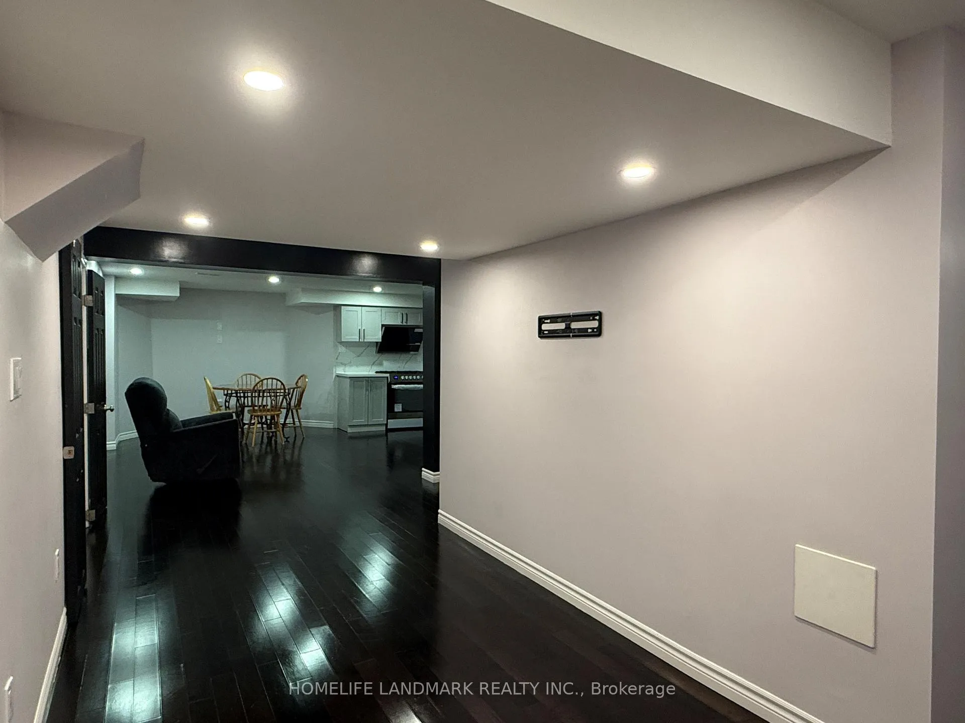 Photo 12 of Unit BSMT, 3 Caprara Crescent, Markham, Box Grove — HOMEH