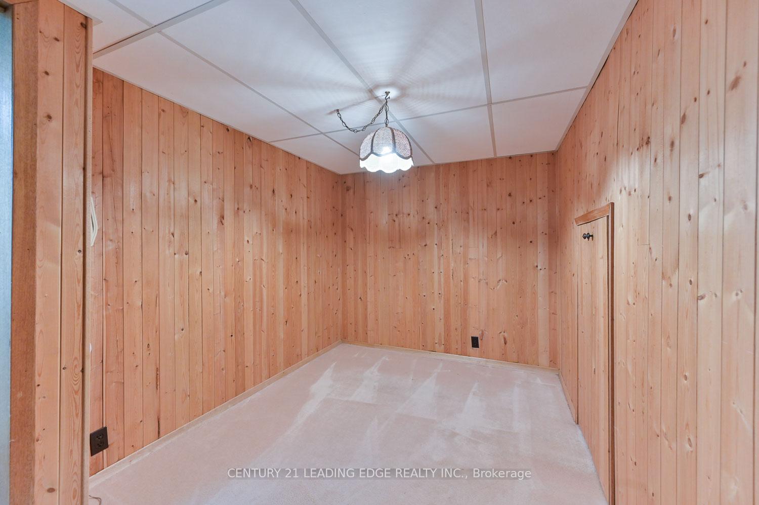 Photo 31 of 18 Sir Constantine Drive, Markham, Markham Village — HOMEH