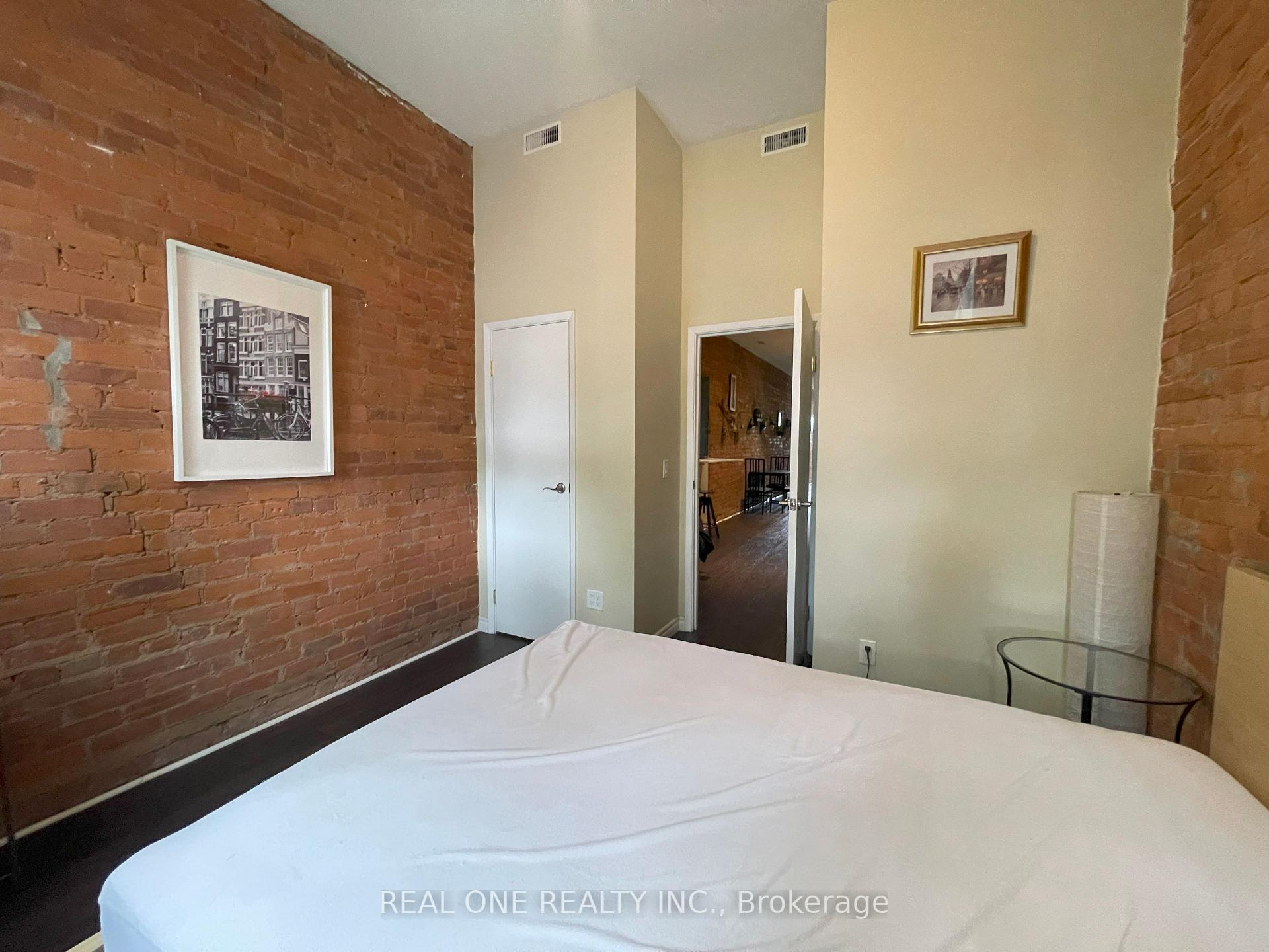 Photo 2 of Unit 1, 173 King Street E, Hamilton, Beasley — HOMEH