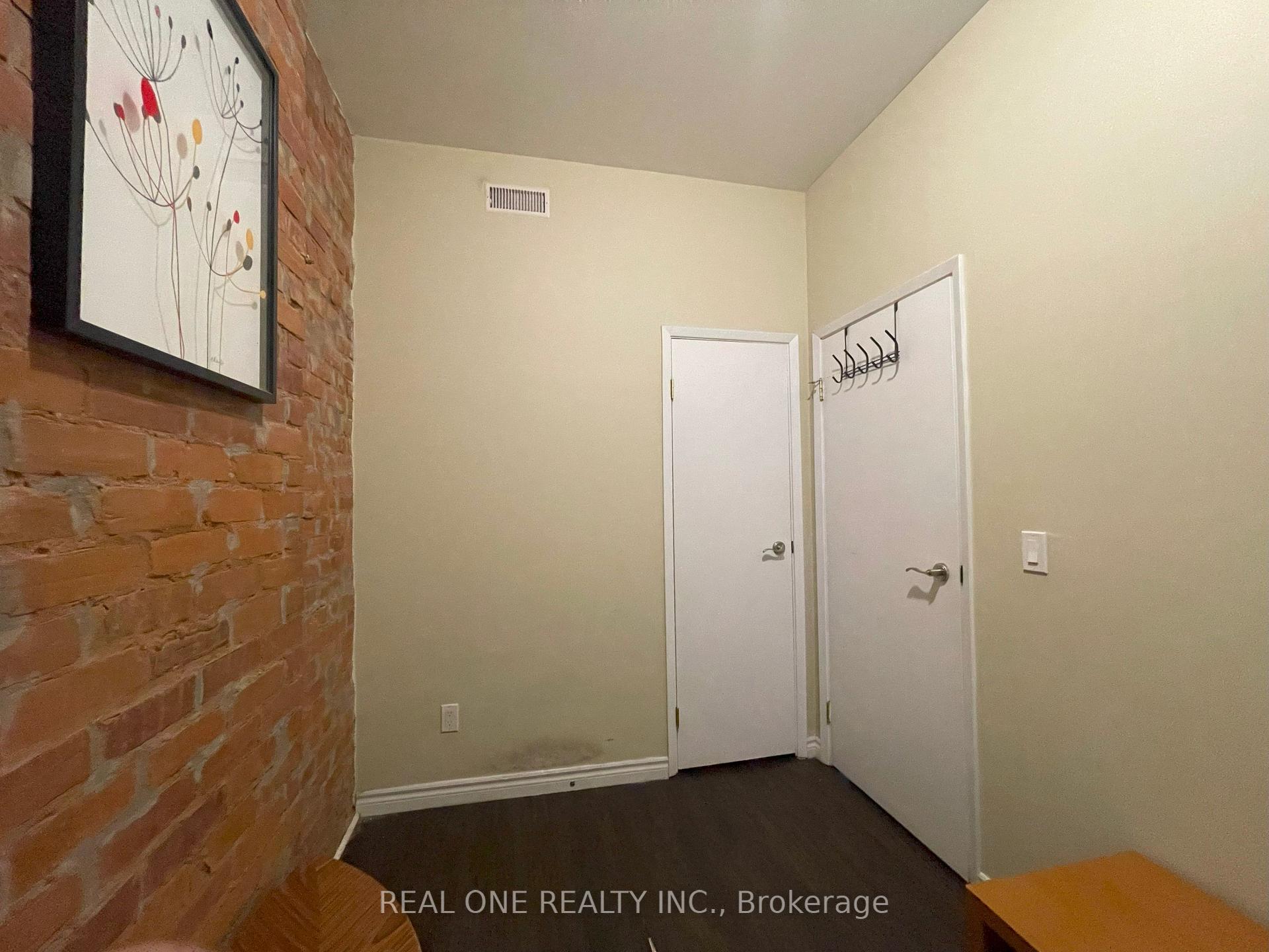 Photo 4 of Unit 1, 173 King Street E, Hamilton, Beasley — HOMEH