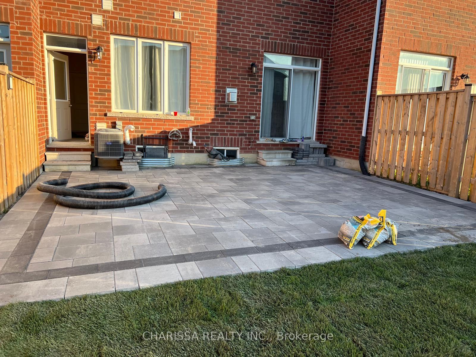 Photo 35 of 5 Heming Trail, Hamilton, Ancaster — HOMEH