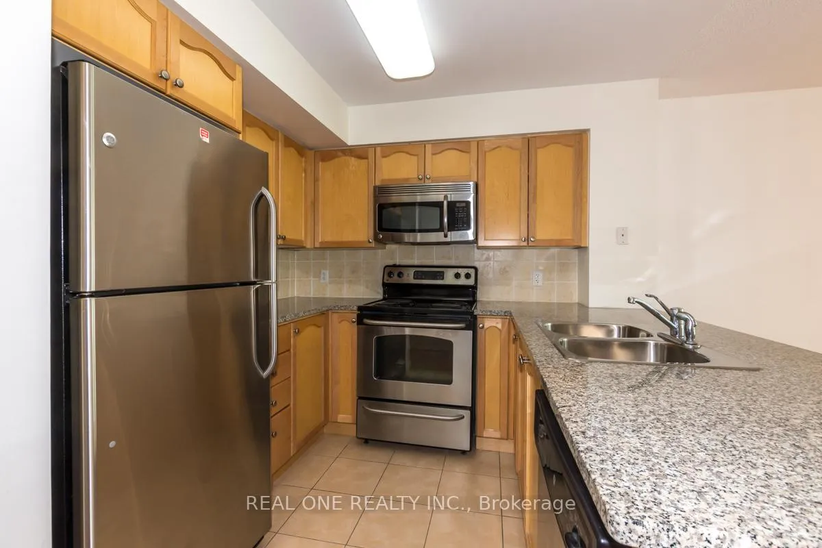 Photo 6 of Unit 1011, 51 Lower Simcoe Street, Toronto, Waterfront Communities — HOMEH