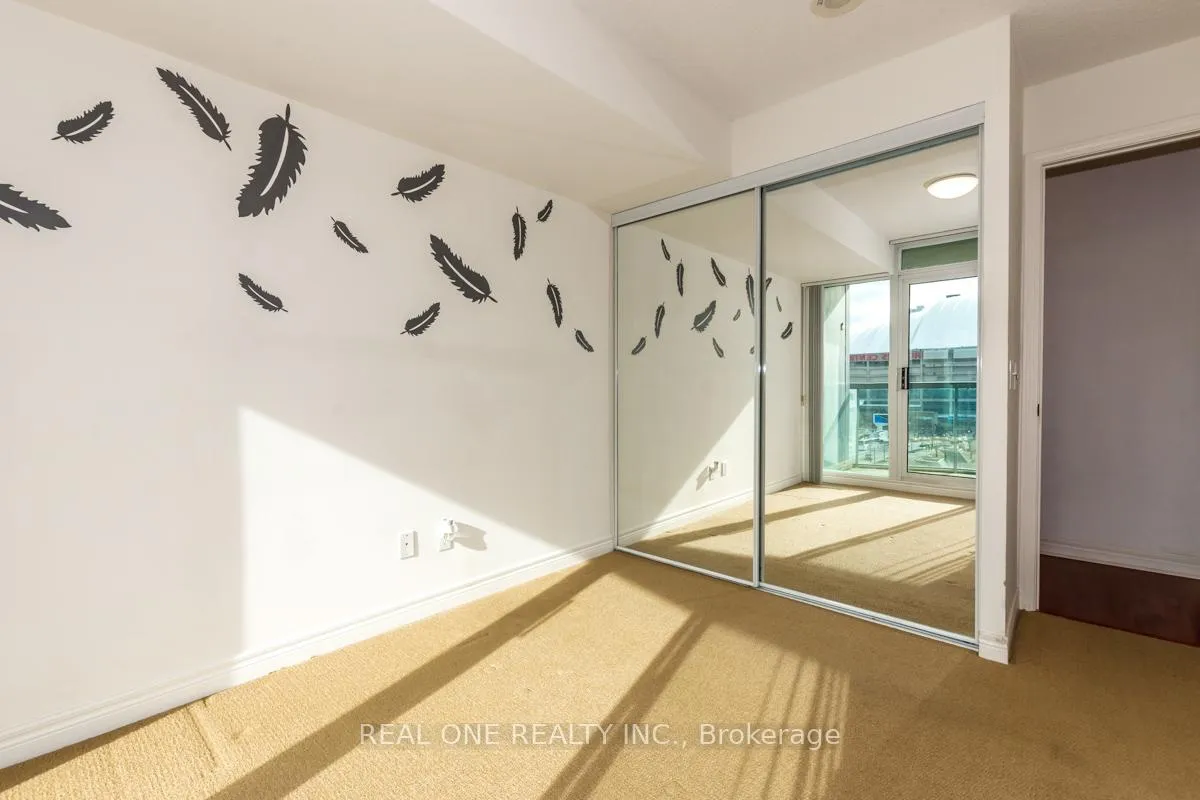 Photo 9 of Unit 1011, 51 Lower Simcoe Street, Toronto, Waterfront Communities — HOMEH