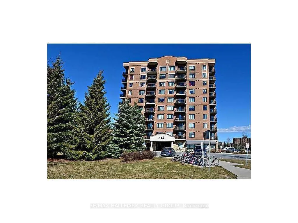 Front of Unit 1010, 314 Central Park Drive