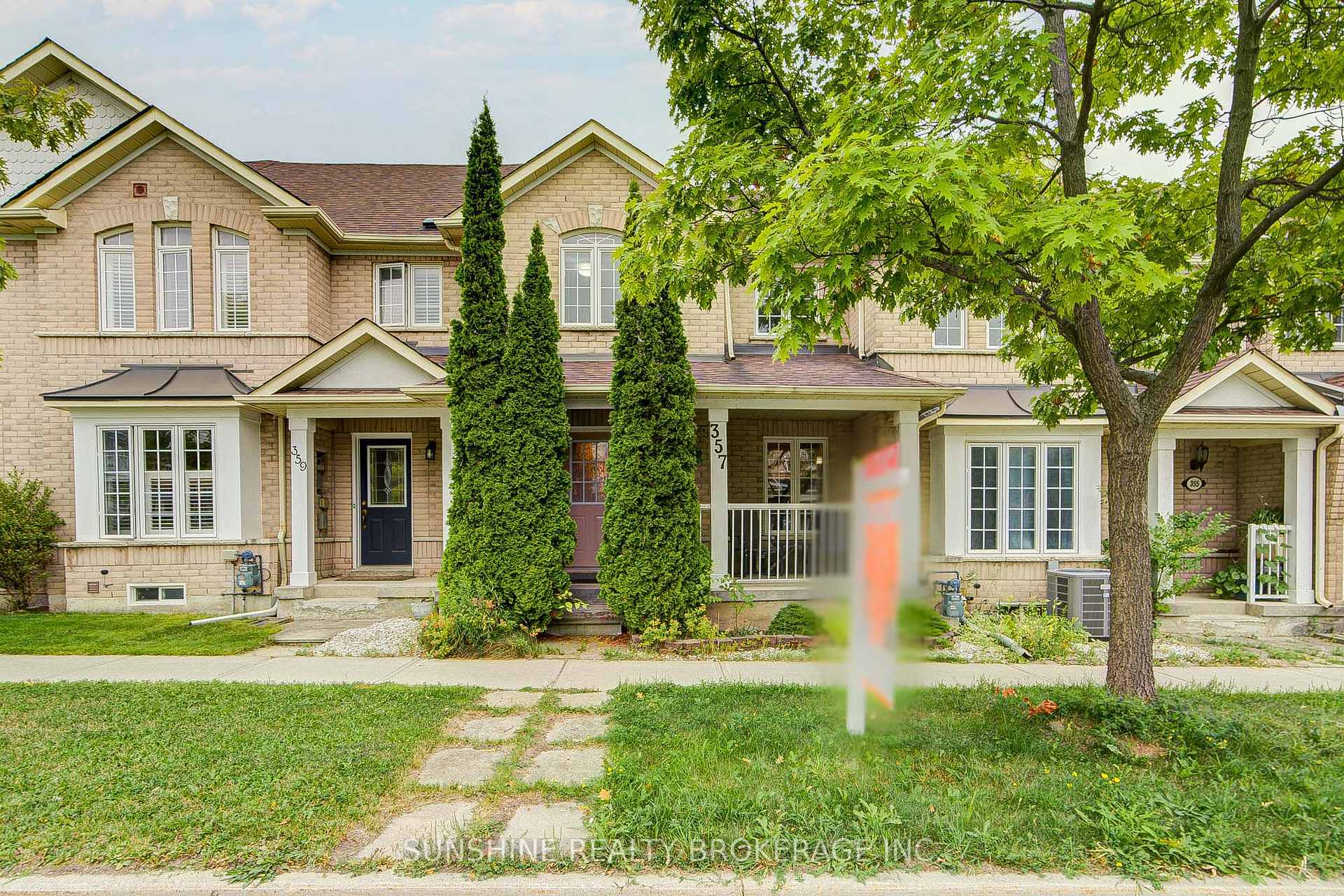 Photo 2 of 357 Bur Oak Avenue, Markham, Berczy — HOMEH