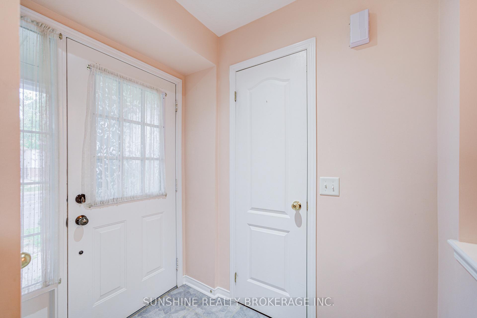 Photo 8 of 357 Bur Oak Avenue, Markham, Berczy — HOMEH
