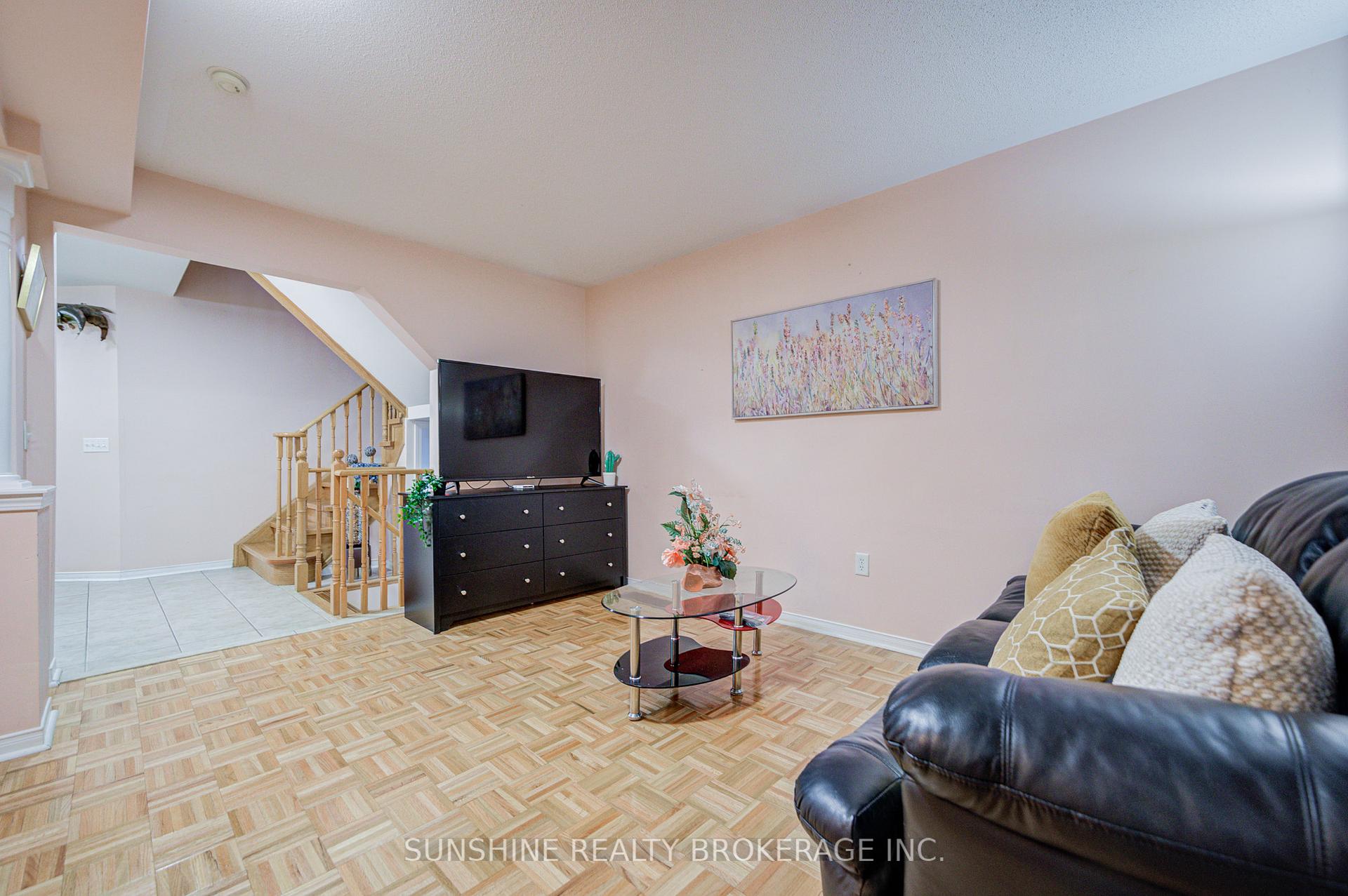Photo 17 of 357 Bur Oak Avenue, Markham, Berczy — HOMEH