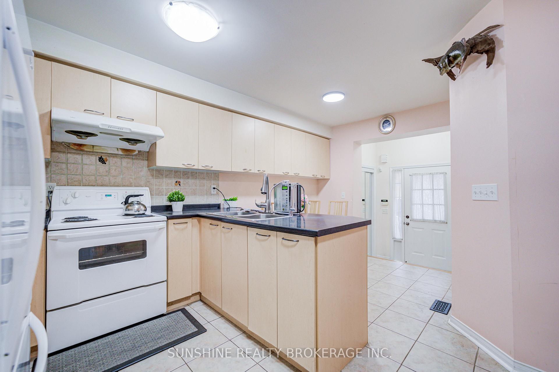 Photo 22 of 357 Bur Oak Avenue, Markham, Berczy — HOMEH