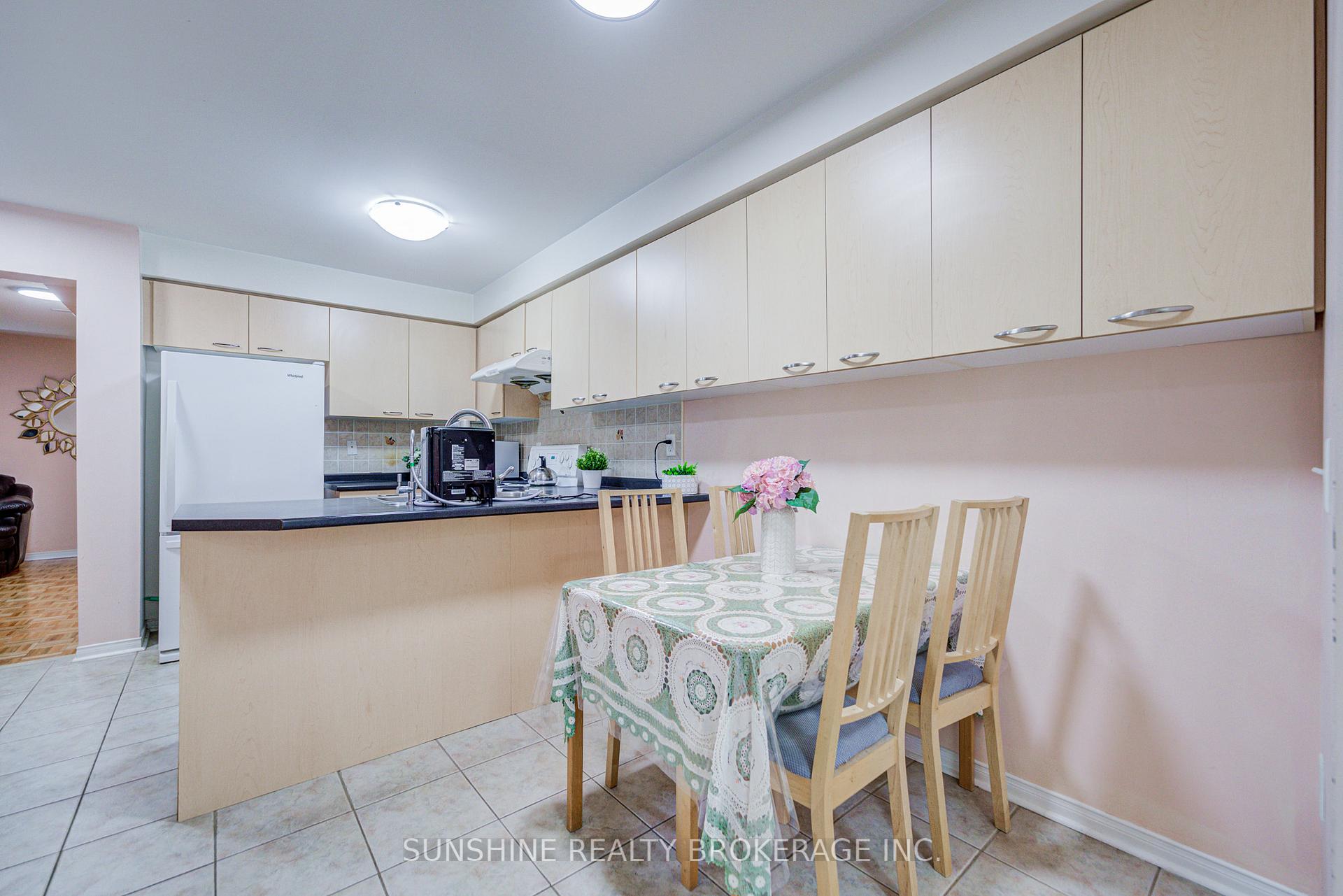 Photo 23 of 357 Bur Oak Avenue, Markham, Berczy — HOMEH
