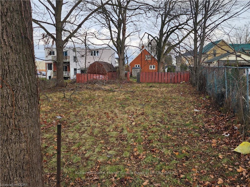 Photo 3 of 257 Mill Street, Kitchener — HOMEH