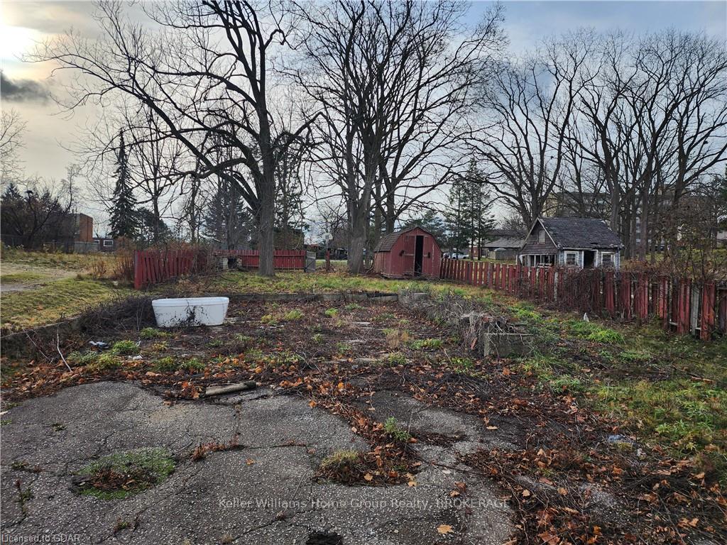 Photo 5 of 257 Mill Street, Kitchener — HOMEH