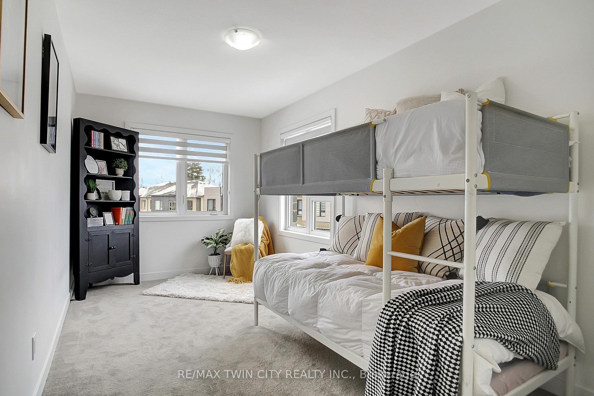 Photo 25 of 111 Pony Drive, Kitchener — HOMEH