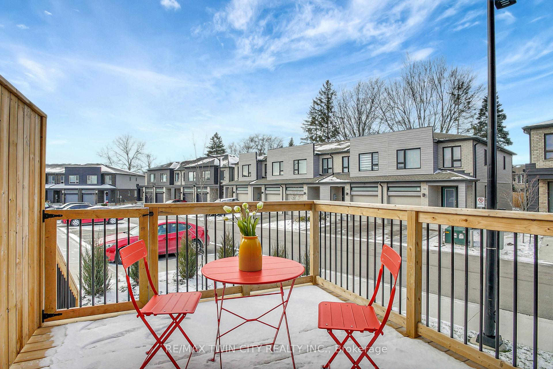 Photo 34 of 111 Pony Drive, Kitchener — HOMEH