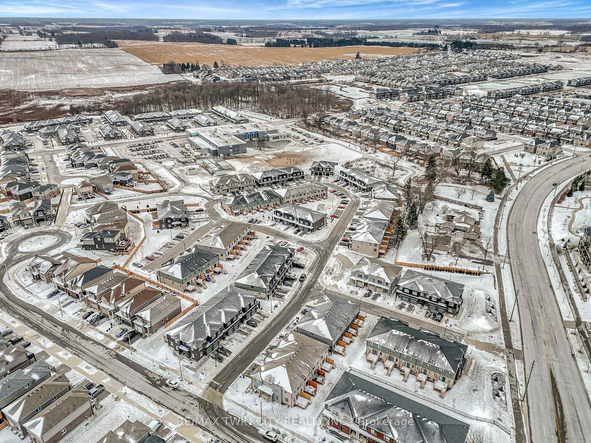 Photo 41 of 111 Pony Drive, Kitchener — HOMEH