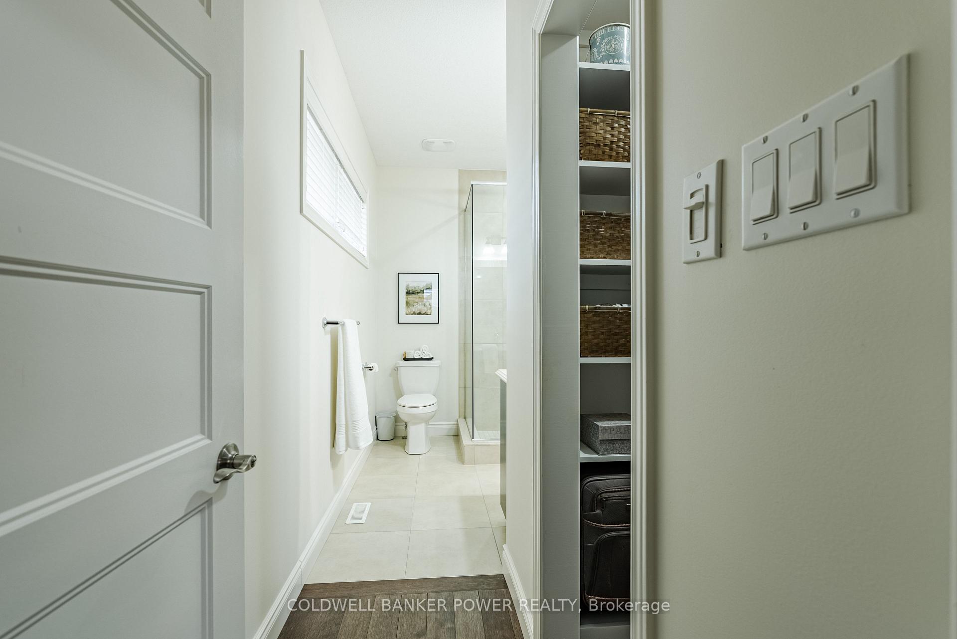 Photo 20 of 19 Peregrine Avenue, Middlesex Centre, Kilworth — HOMEH