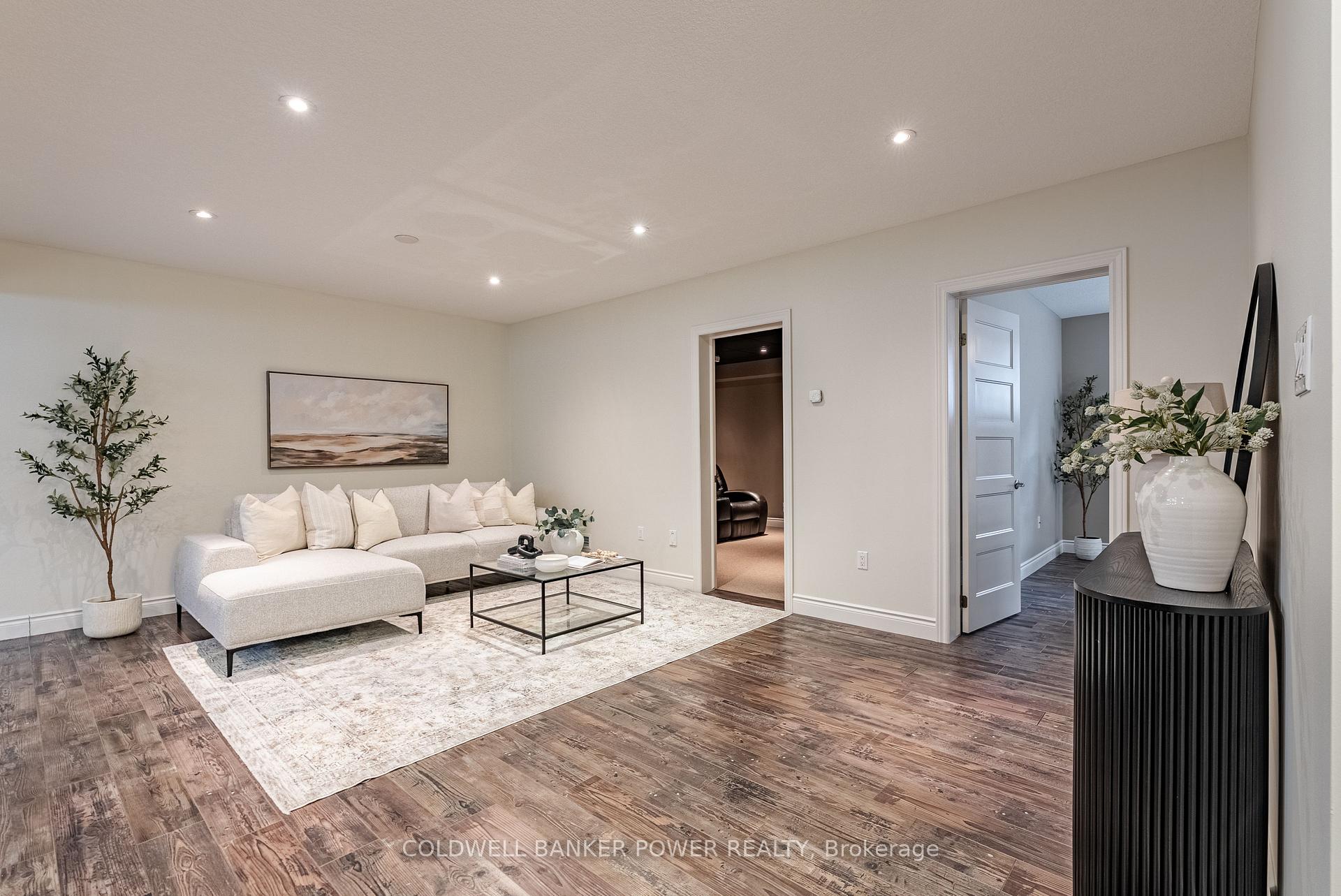 Photo 30 of 19 Peregrine Avenue, Middlesex Centre, Kilworth — HOMEH