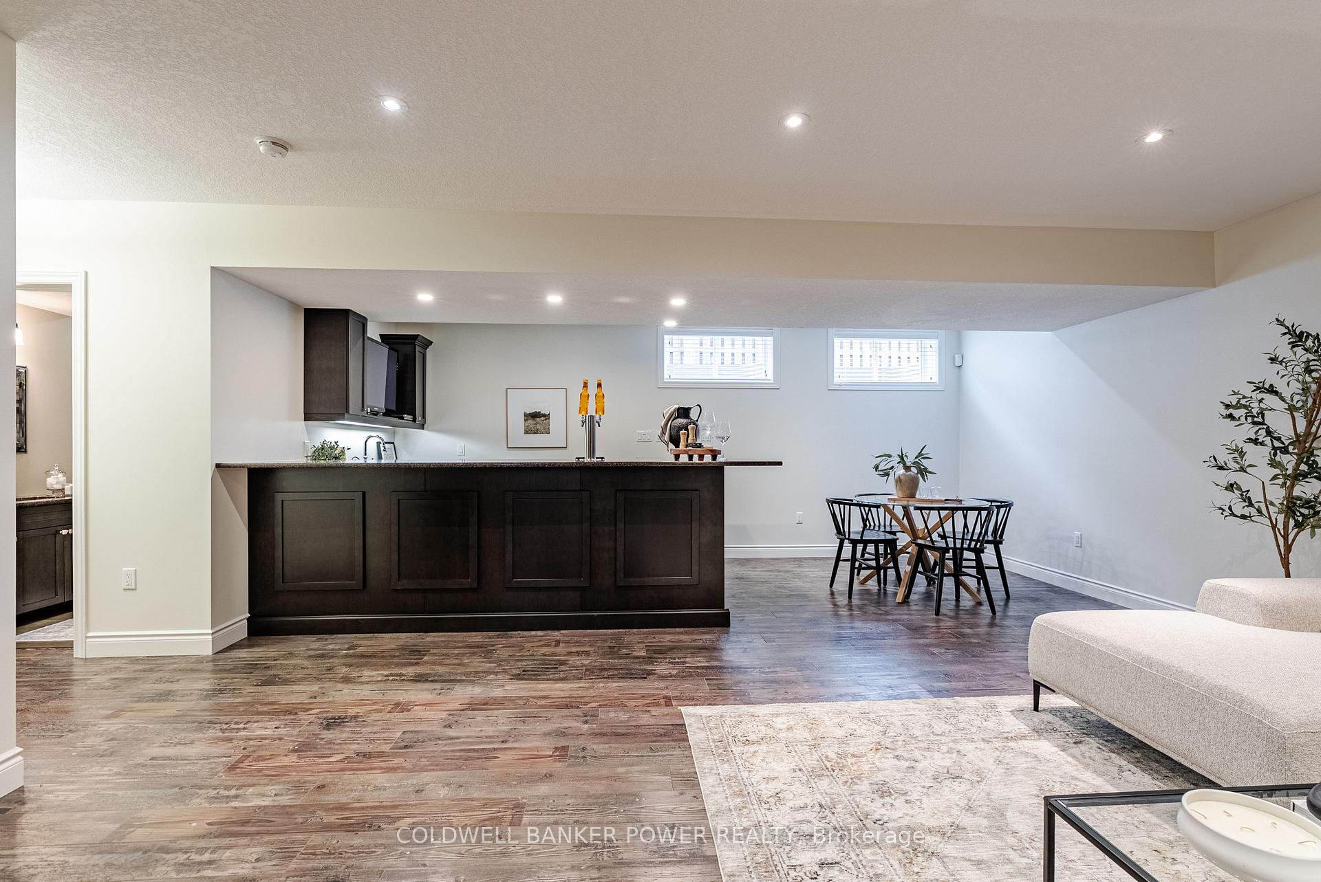 Photo 32 of 19 Peregrine Avenue, Middlesex Centre, Kilworth — HOMEH