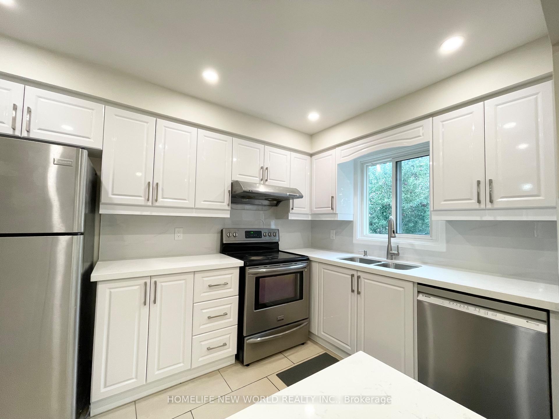 Photo 4 of 15 Duxford Crescent, Markham, Milliken Mills East — HOMEH