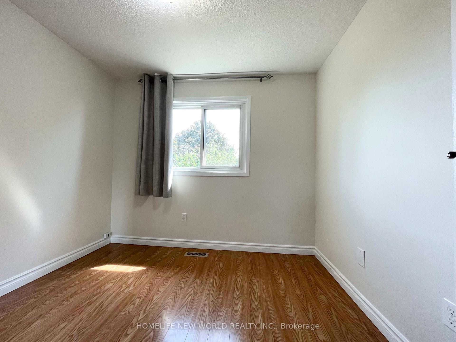 Photo 16 of 15 Duxford Crescent, Markham, Milliken Mills East — HOMEH