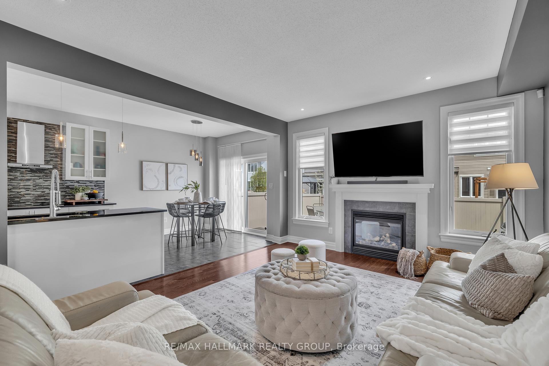 Photo 8 of 565 Rouncey Road, Ottawa, Kanata - Emerald Meadows/Trailwest — HOMEH