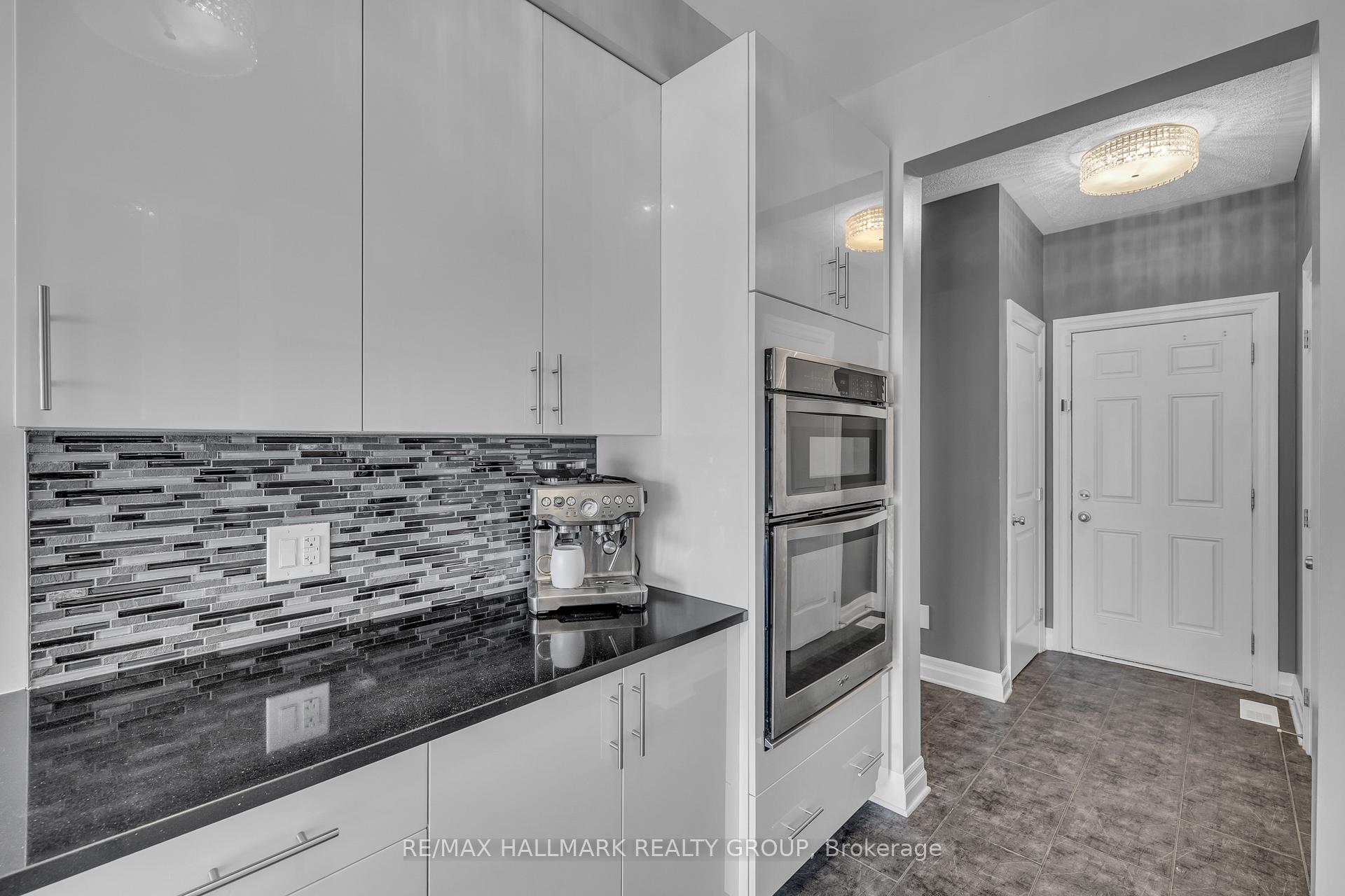 Photo 17 of 565 Rouncey Road, Ottawa, Kanata - Emerald Meadows/Trailwest — HOMEH