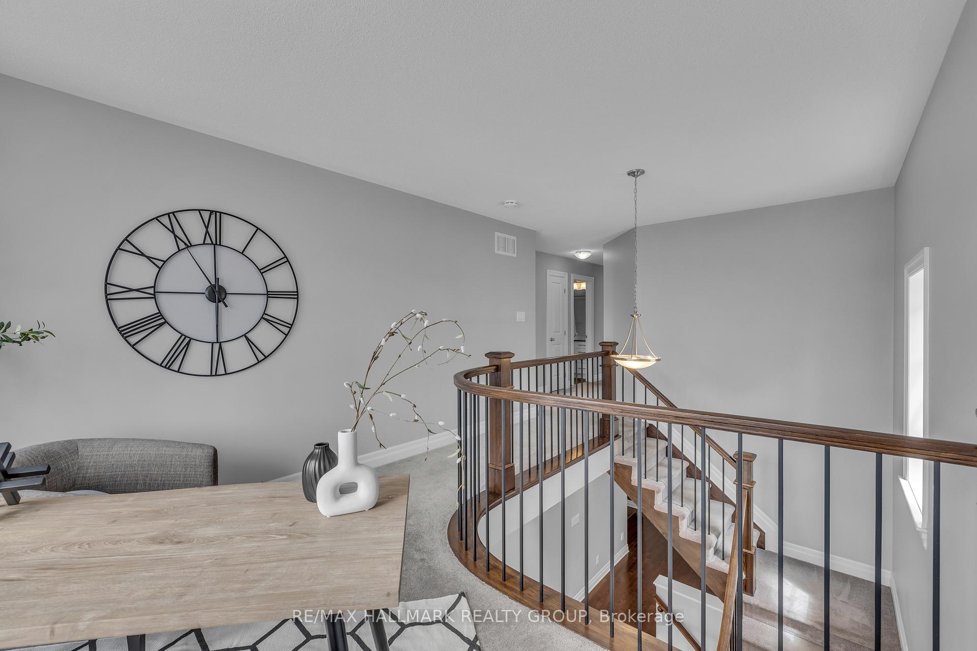 Photo 22 of 565 Rouncey Road, Ottawa, Kanata - Emerald Meadows/Trailwest — HOMEH