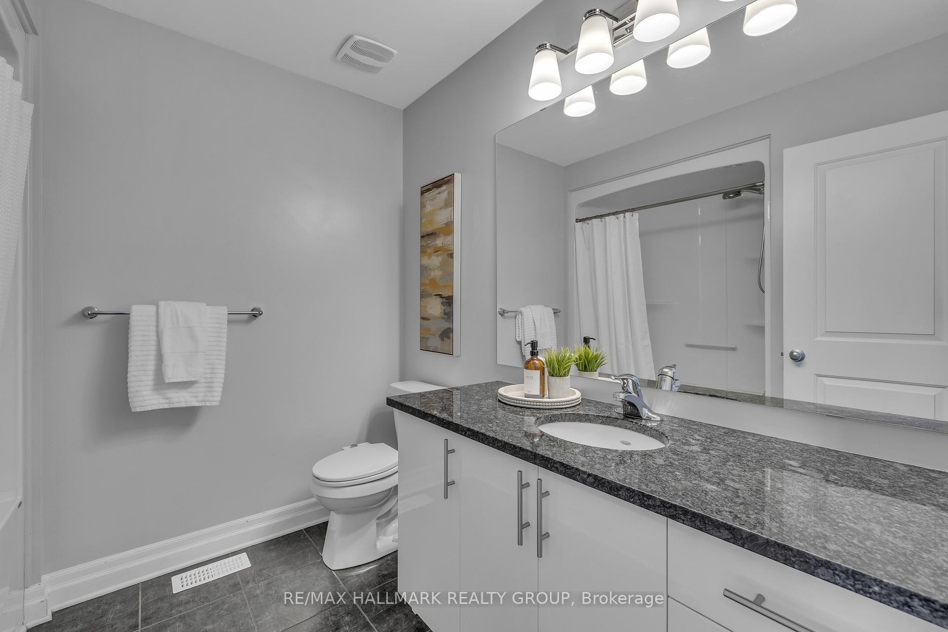 Photo 32 of 565 Rouncey Road, Ottawa, Kanata - Emerald Meadows/Trailwest — HOMEH