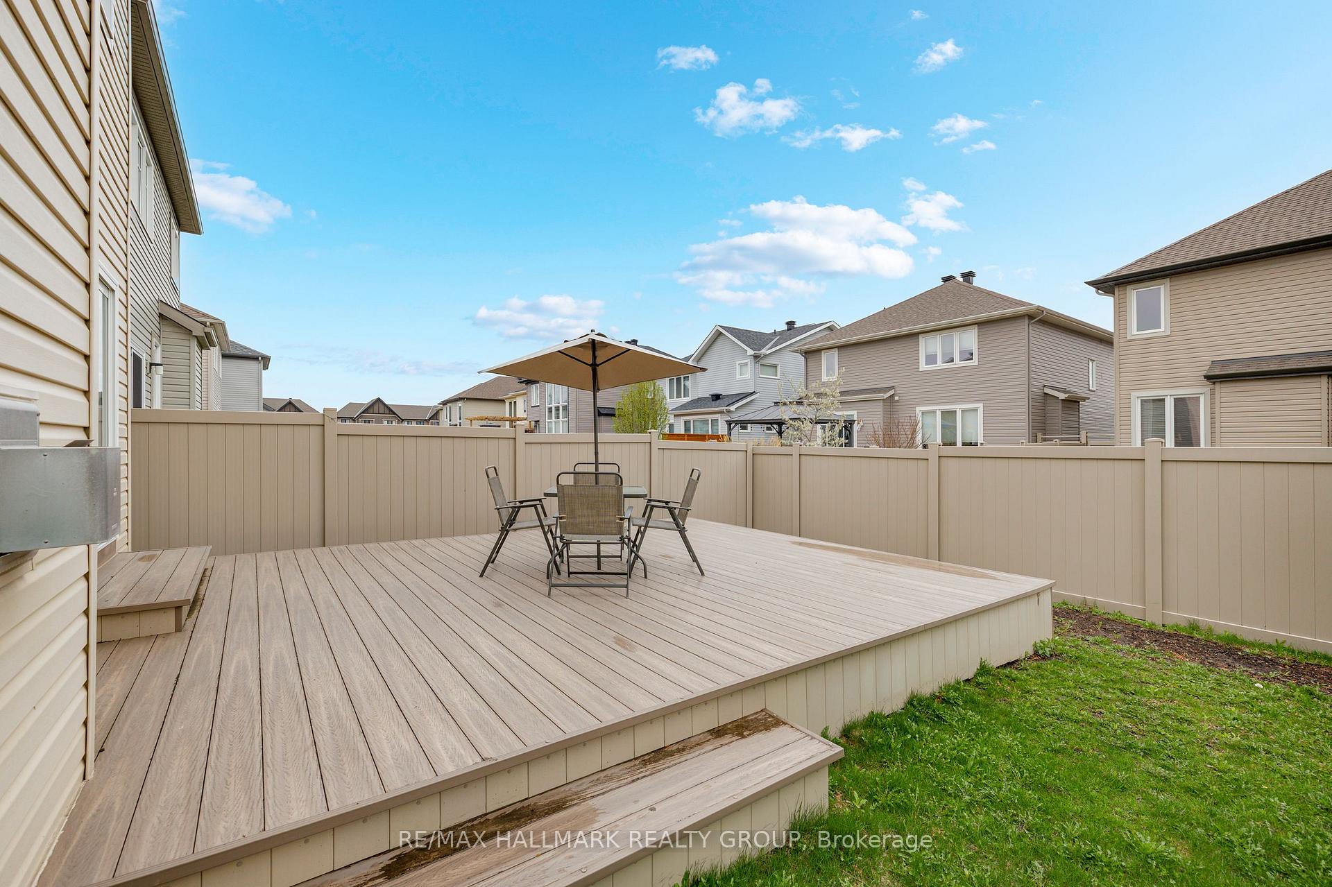 Photo 38 of 565 Rouncey Road, Ottawa, Kanata - Emerald Meadows/Trailwest — HOMEH