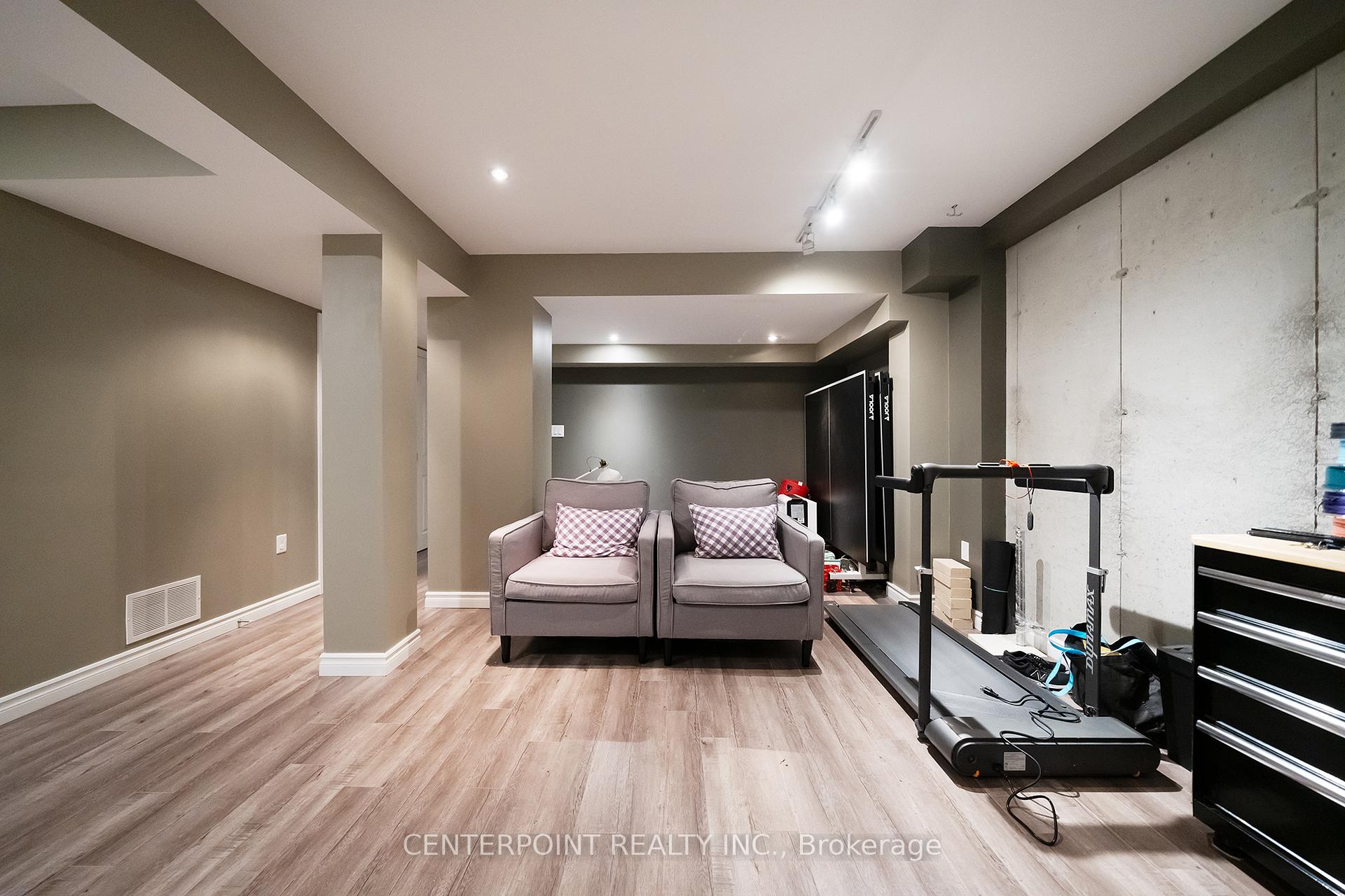 Photo 23 of 75 Carolina Rose Crescent, Markham, Wismer — HOMEH