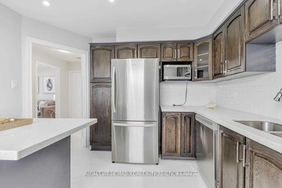 Photo 8 of 49 Sorrell Crescent, Markham, Milliken Mills East — HOMEH